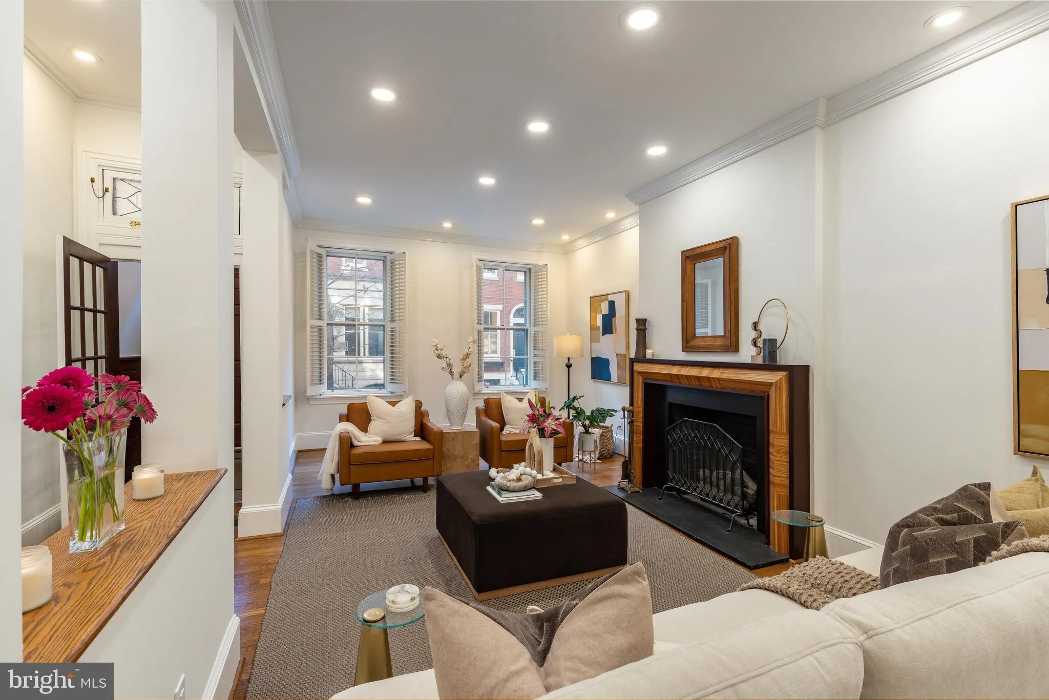 Philadelphia, Pennsylvania 19103, United States, 5 Bedrooms Bedrooms, ,5 BathroomsBathrooms,Residential,Active,237009