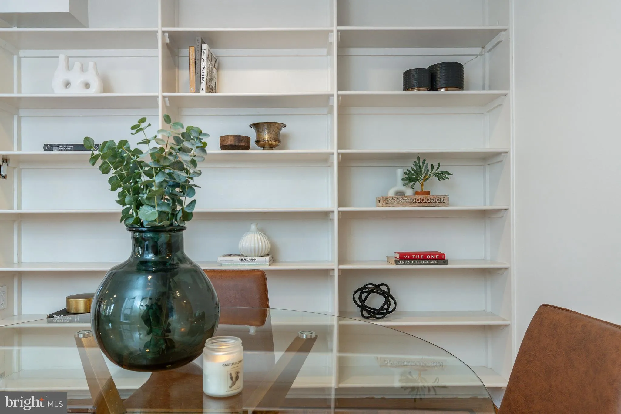 Philadelphia, Pennsylvania 19103, United States, 5 Bedrooms Bedrooms, ,5 BathroomsBathrooms,Residential,Active,237009