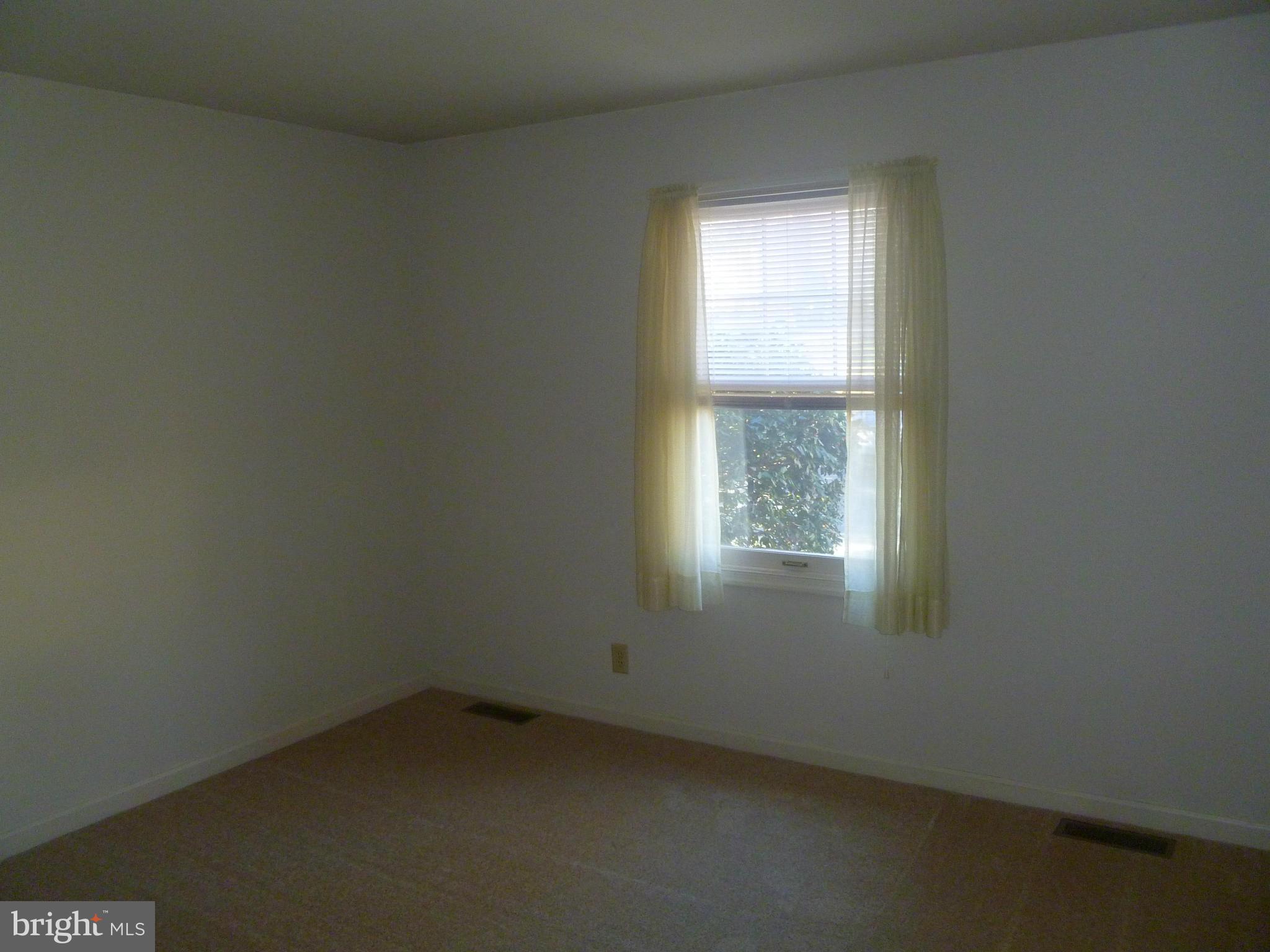 SHERATON HILLS EAST - Residential