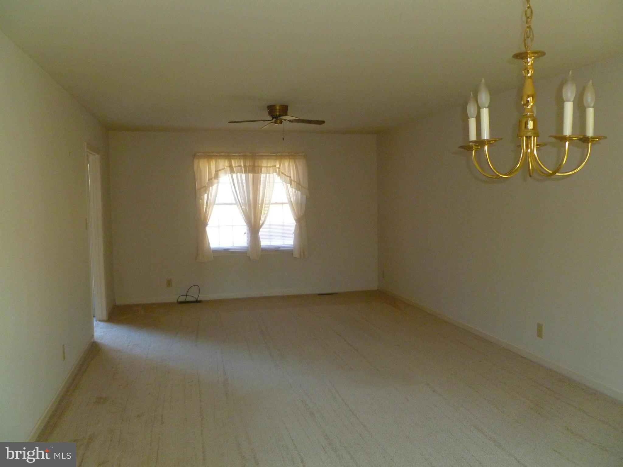 SHERATON HILLS EAST - Residential