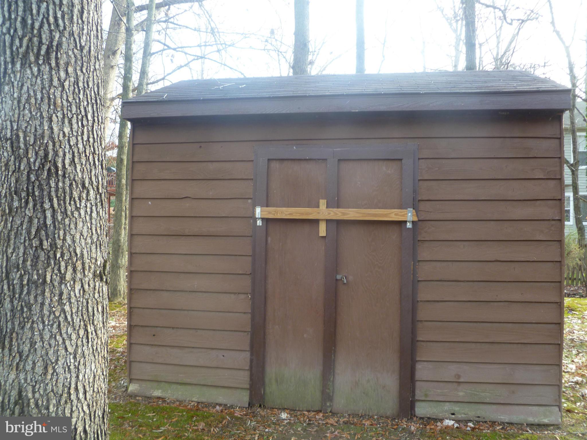 SHERATON HILLS EAST - Residential