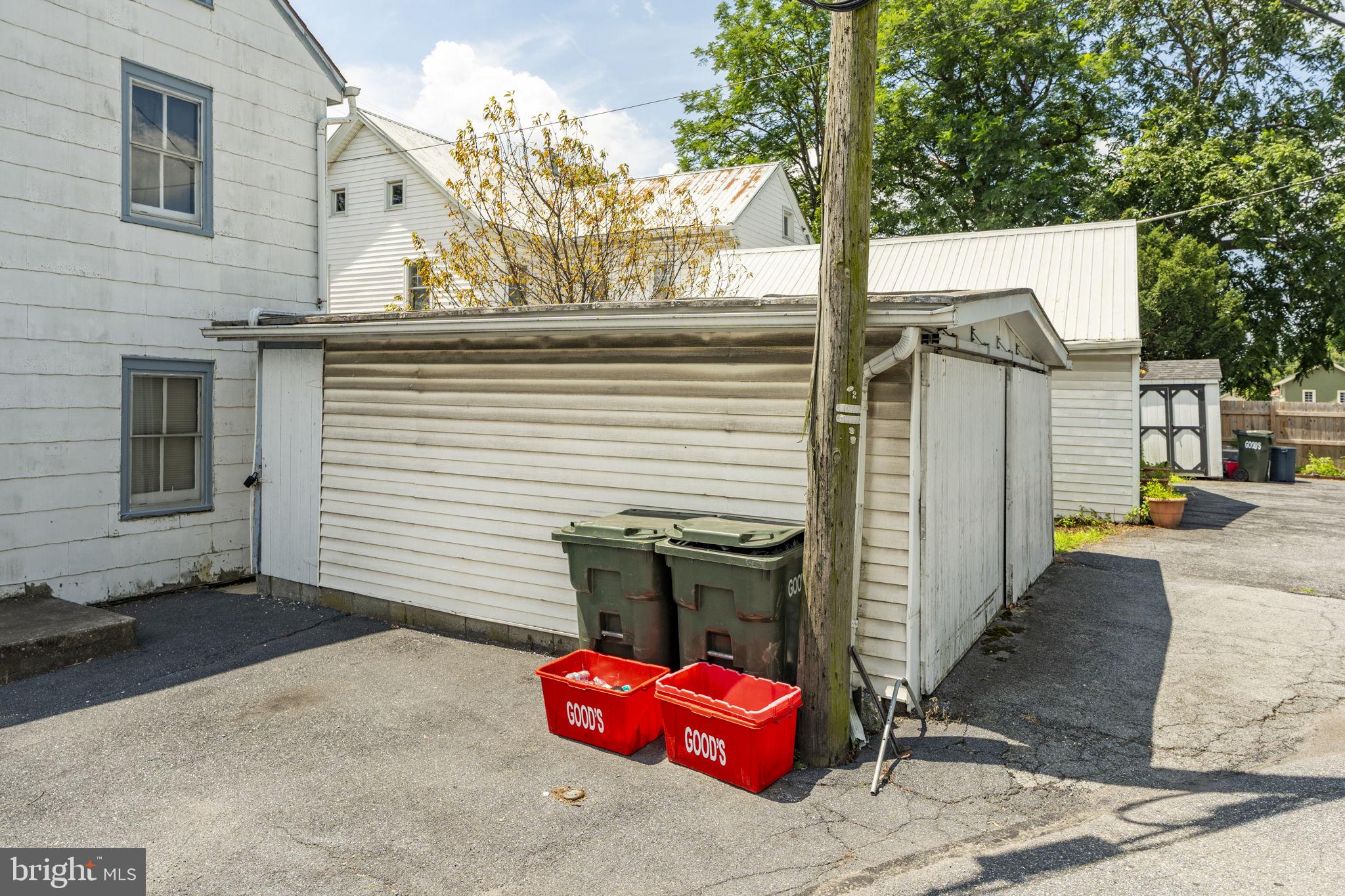 105 W MAIN STREET 105A