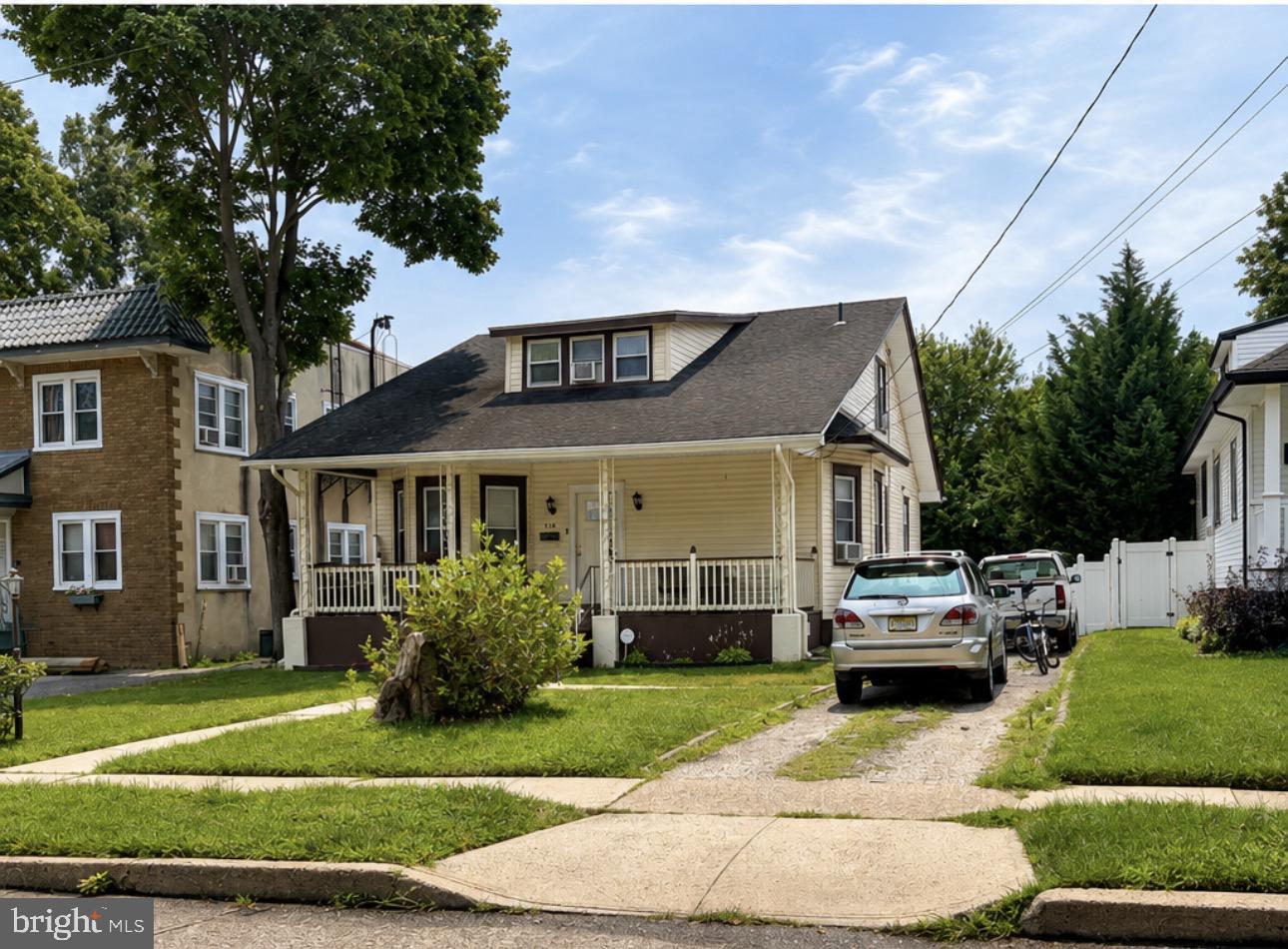 110 E BETTLEWOOD AVENUE