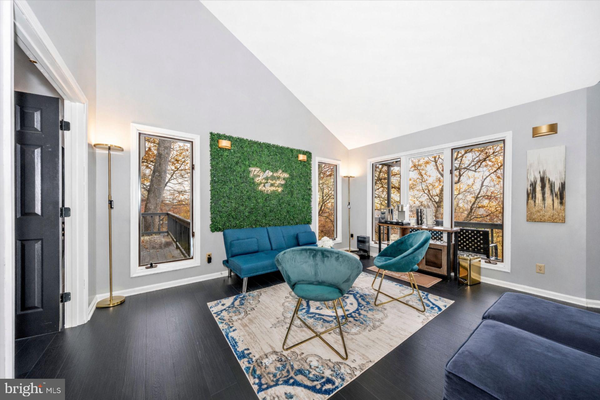 COOLFONT MOUNTAINSIDE - Residential