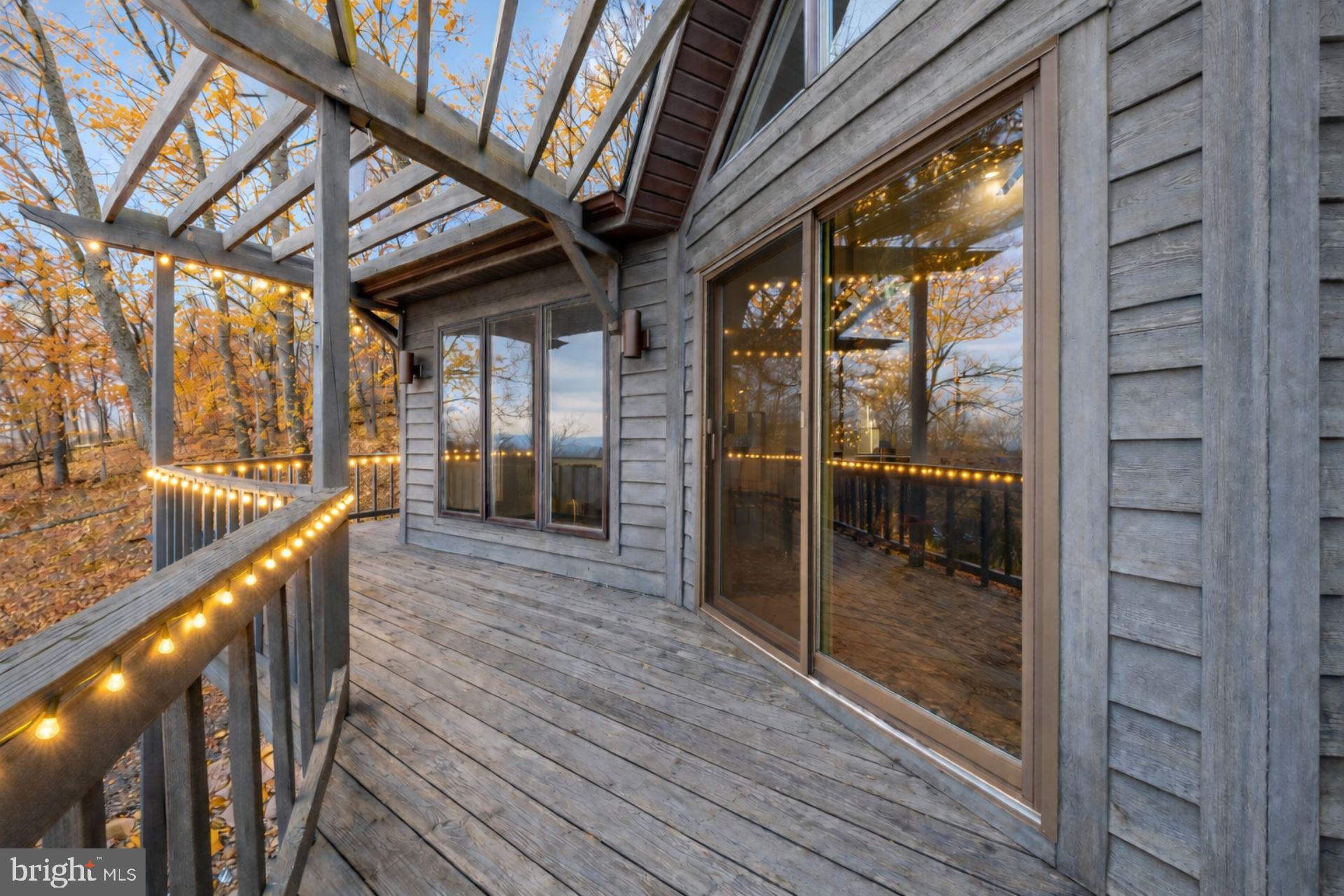 COOLFONT MOUNTAINSIDE - Residential