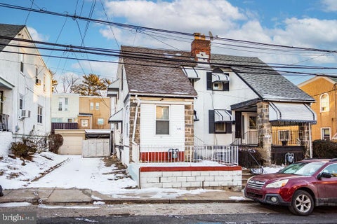 Townhouse For Rent - 213 Heather Road<br/> UPPER DARBY, PA 19082