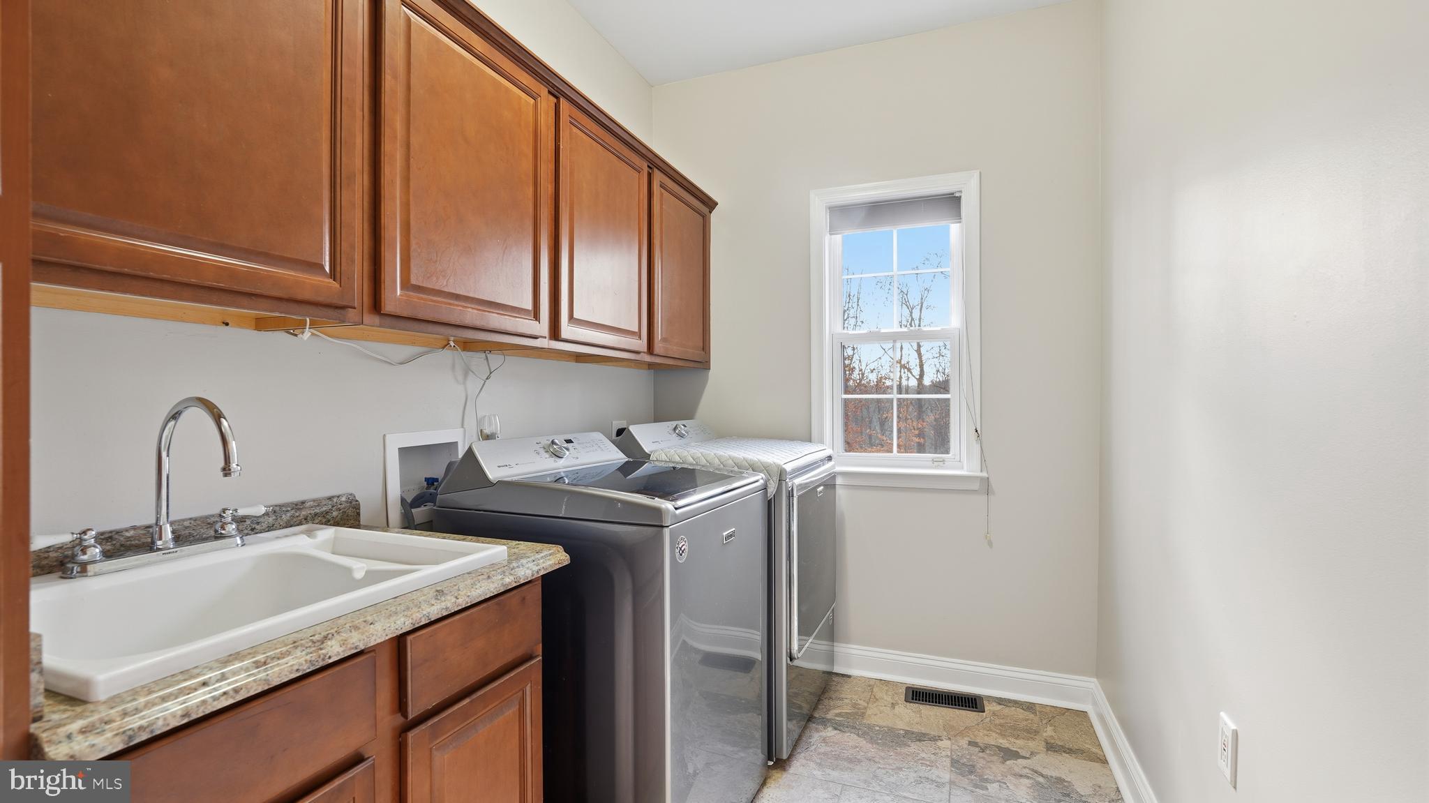 POPLAR HILLS - Residential