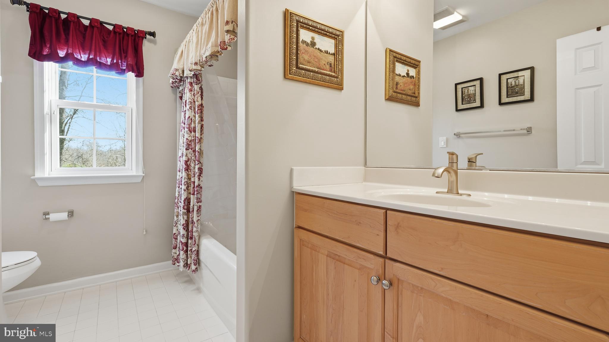 POPLAR HILLS - Residential