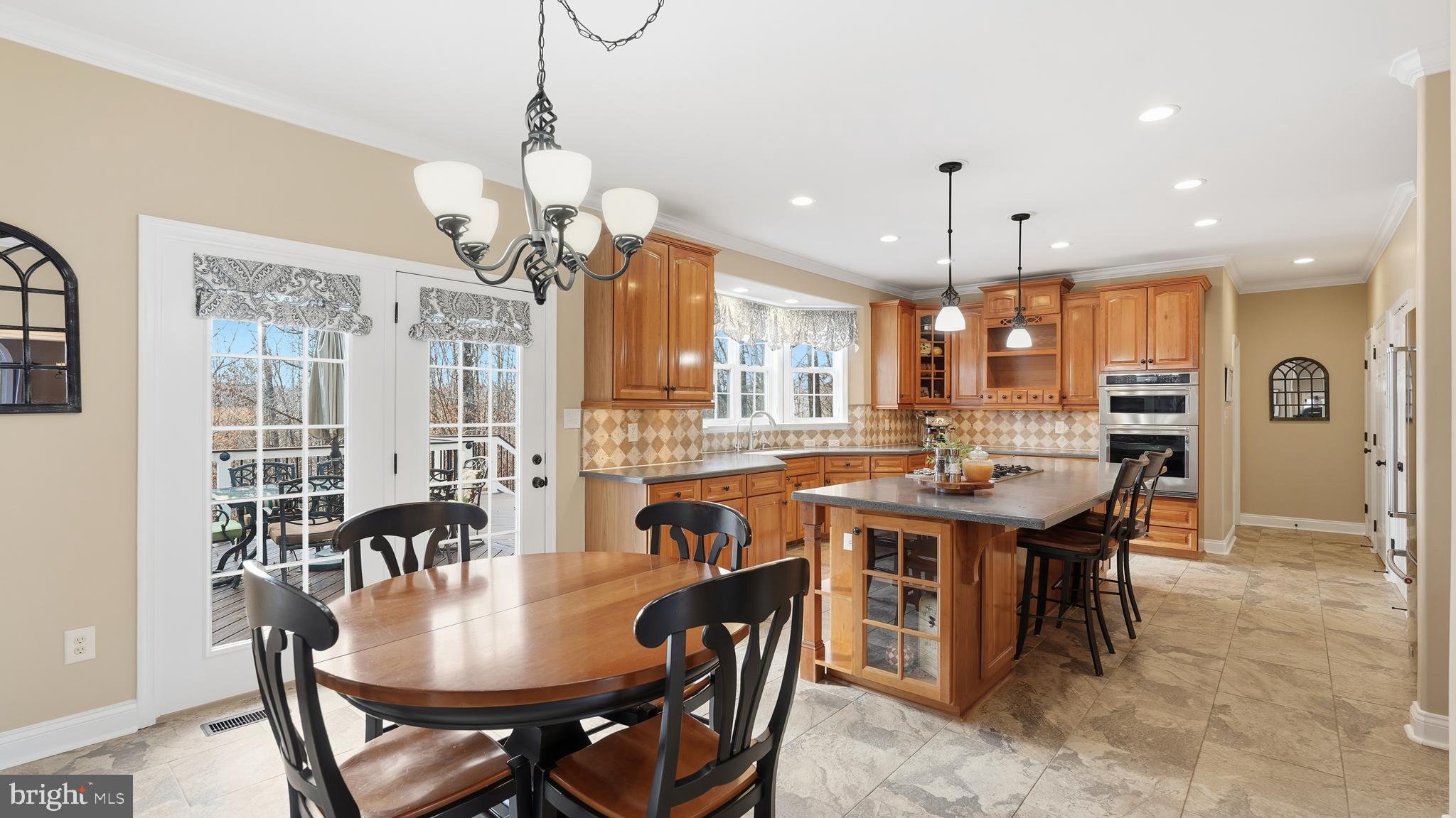 POPLAR HILLS - Residential