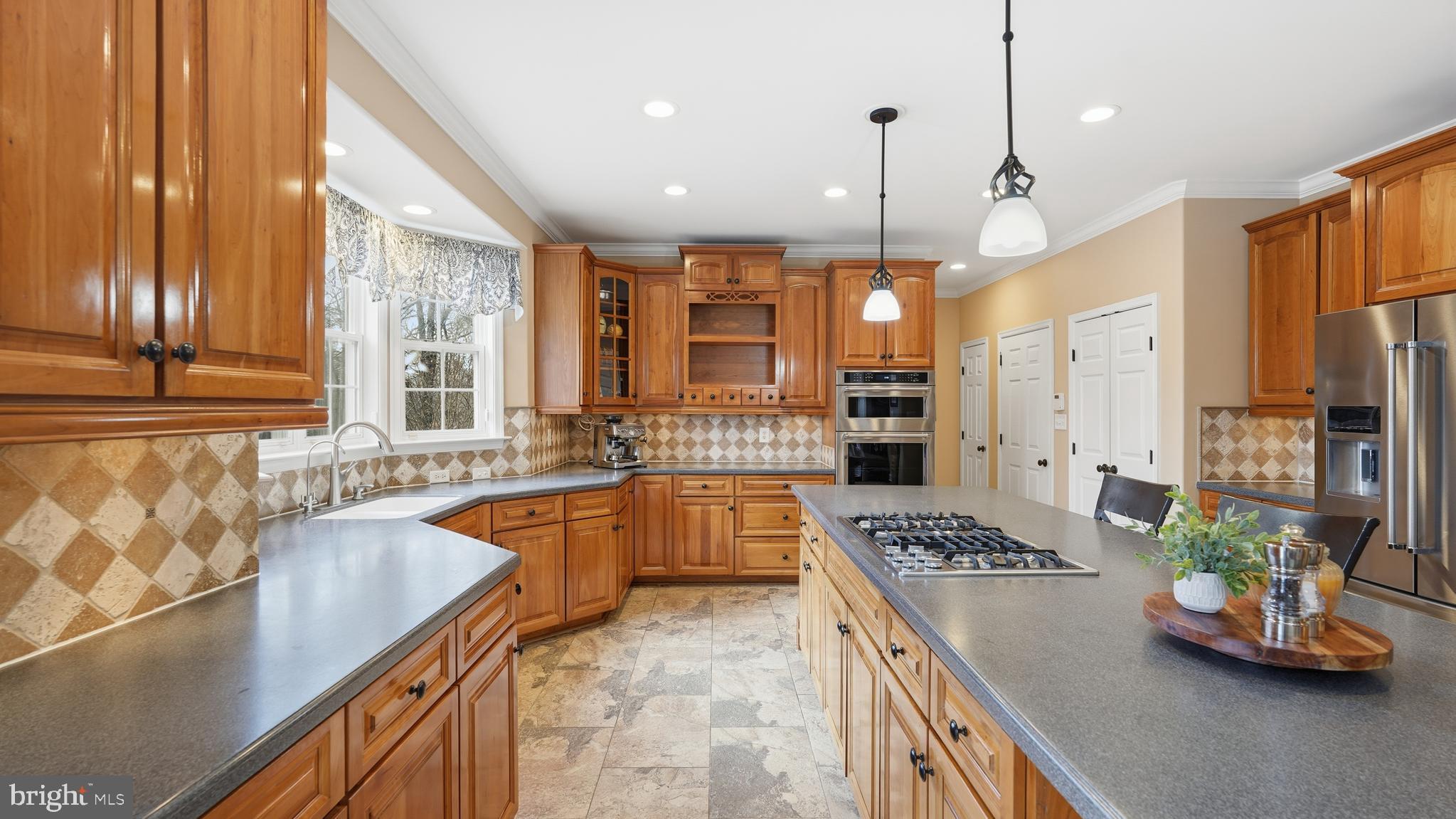 POPLAR HILLS - Residential