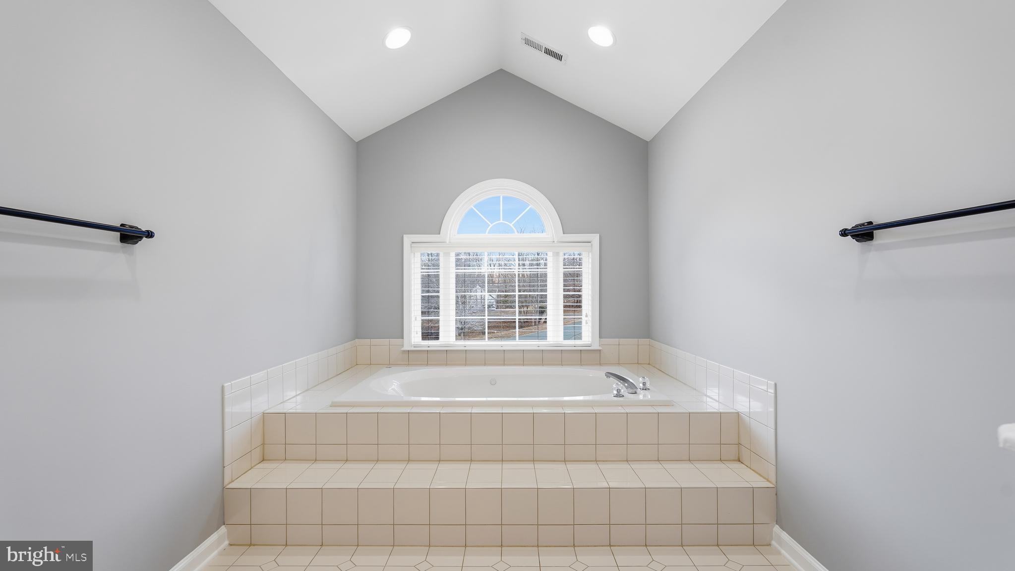 POPLAR HILLS - Residential