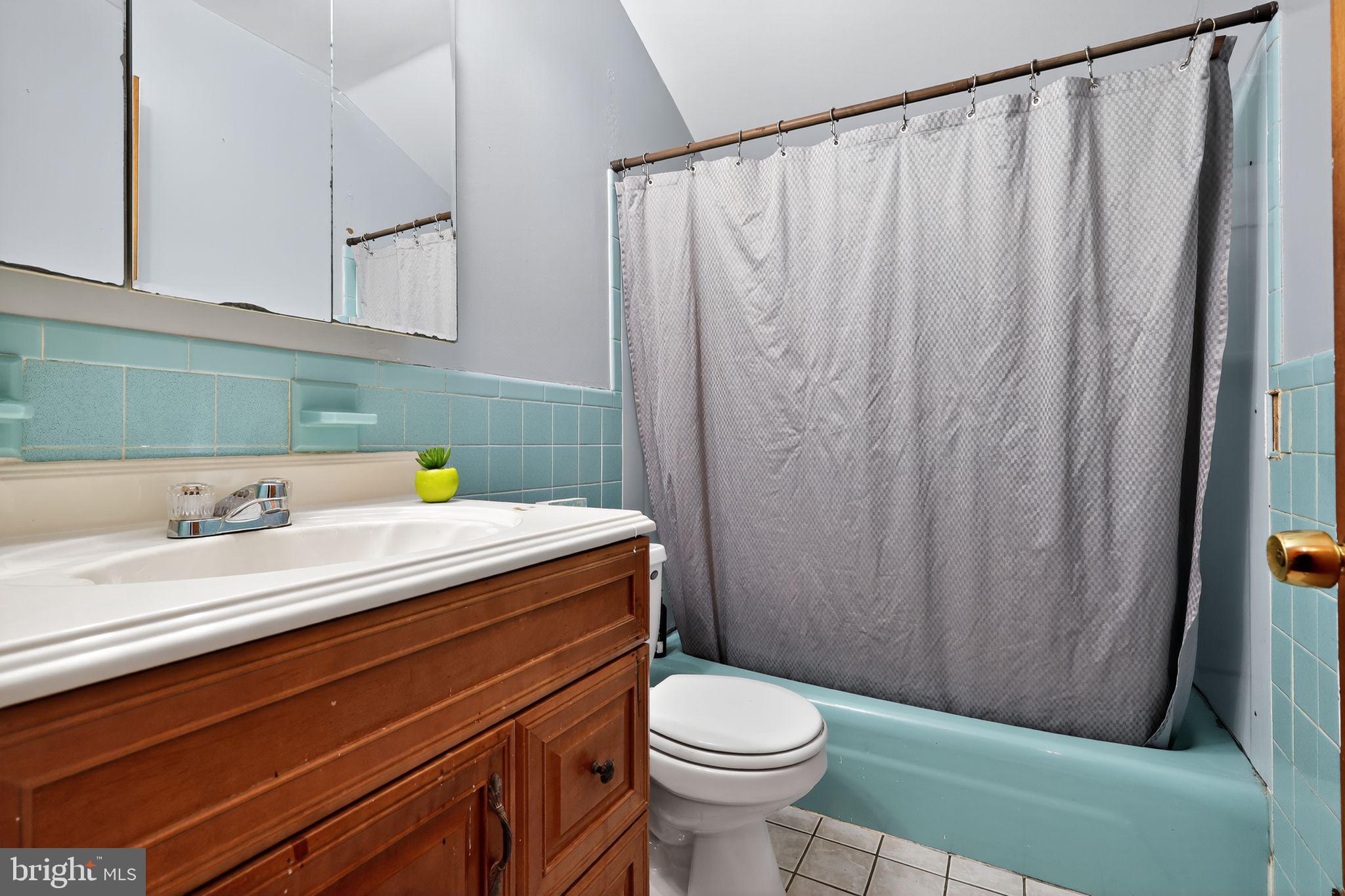 CALVERTON - Residential