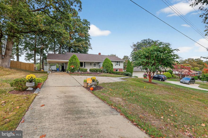 Welcome to 2924 Gracefield Rd., a spacious split-level home in the desirable Calverton neighborhood of Silver Spring. This charming residence features five bedrooms and 2.5 bathrooms within 2,515 square feet, offering an excellent opportunity for you to add your personal touches. The upper level features four bedrooms, including a generous primary suite complete with a private full bath and two closet spaces. A well-appointed full bathroom serves the other three bedrooms, making it ideal for family and guests. Upon entering, you'll find a spacious kitchen with an independent exit to the carport, a delightful bay window,  and a convenient breakfast and coffee station, all adjacent to a comfortable living room. The lower level boasts a large family room, a fifth bedroom, a half bath, and independent access to the backyard, making it ideal for guests or a home office.
Recent updates include a brand-new roof and furnace, and a recently painted kitchen, living room, and room in the basement, providing you with peace of mind as you plan your renovations. Enjoy the convenience of nearby Calverton Park, Calverton Swim Club,  along with shopping and dining options at Cherry Hill and Colesville Shopping Centers. Commuters will appreciate quick access to I-95, I-495, Route 29, and Route 200 (ICC).
Don’t miss this fantastic opportunity to create lasting memories in a loving home waiting for your creativity! Please be aware that owners have cats in case you are allergic!
