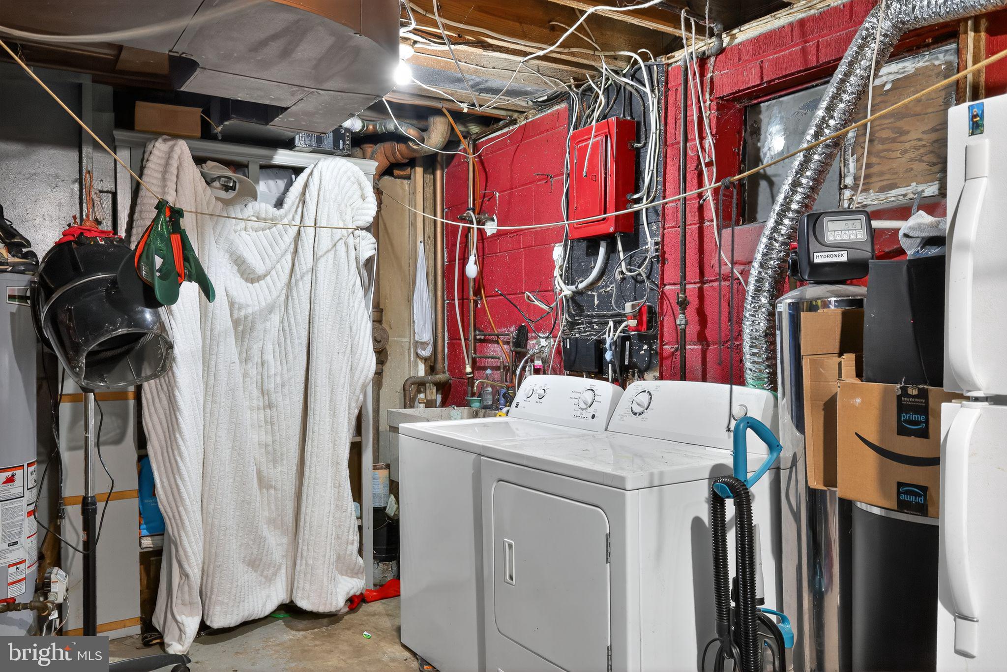 CALVERTON - Residential