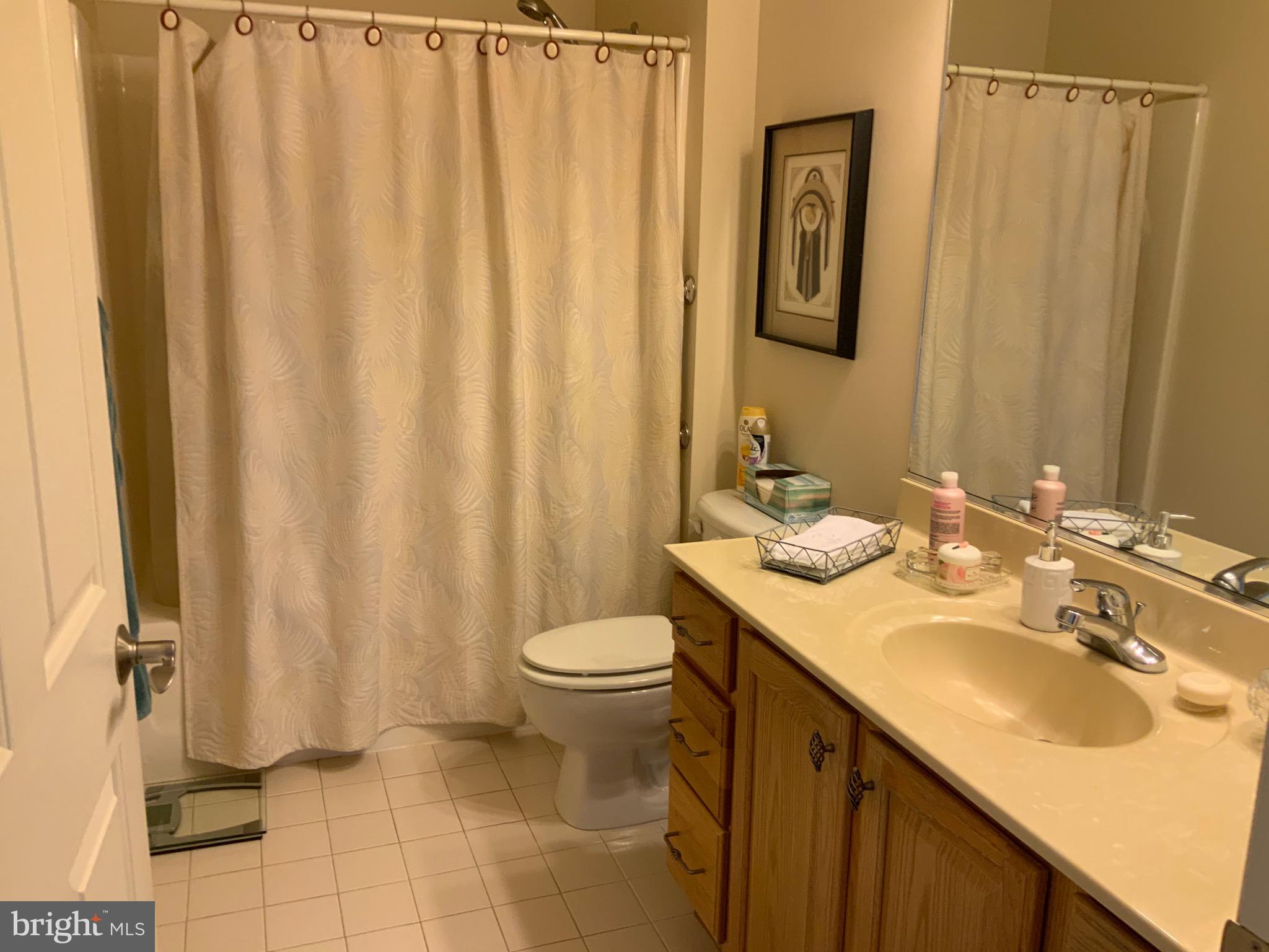 HAWTHORNE GREENE - Residential