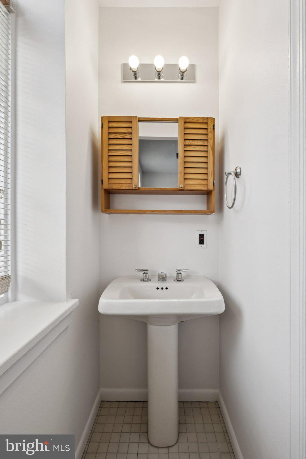 WASHINGTON SQ WEST - Commercial Sale