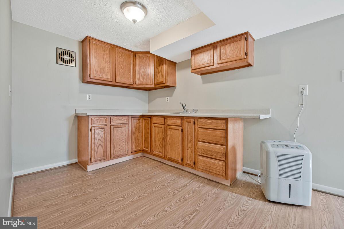 HOMEDALE - Residential