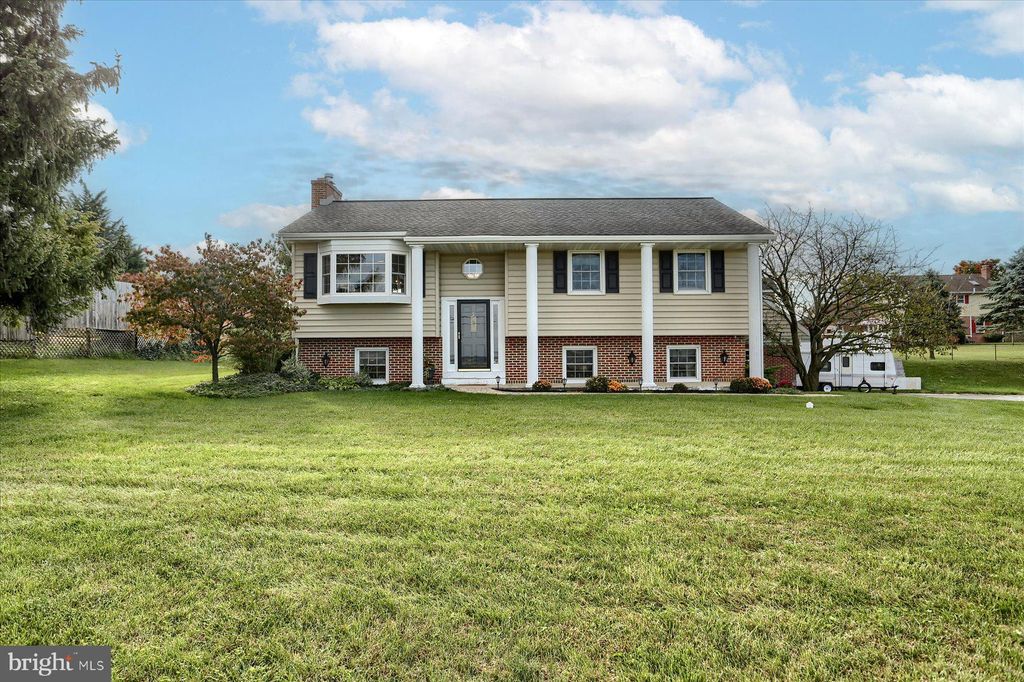 Photo of 1374 Ridge Road, Elizabethtown, PA 17022 (MLS # PALA2042940)