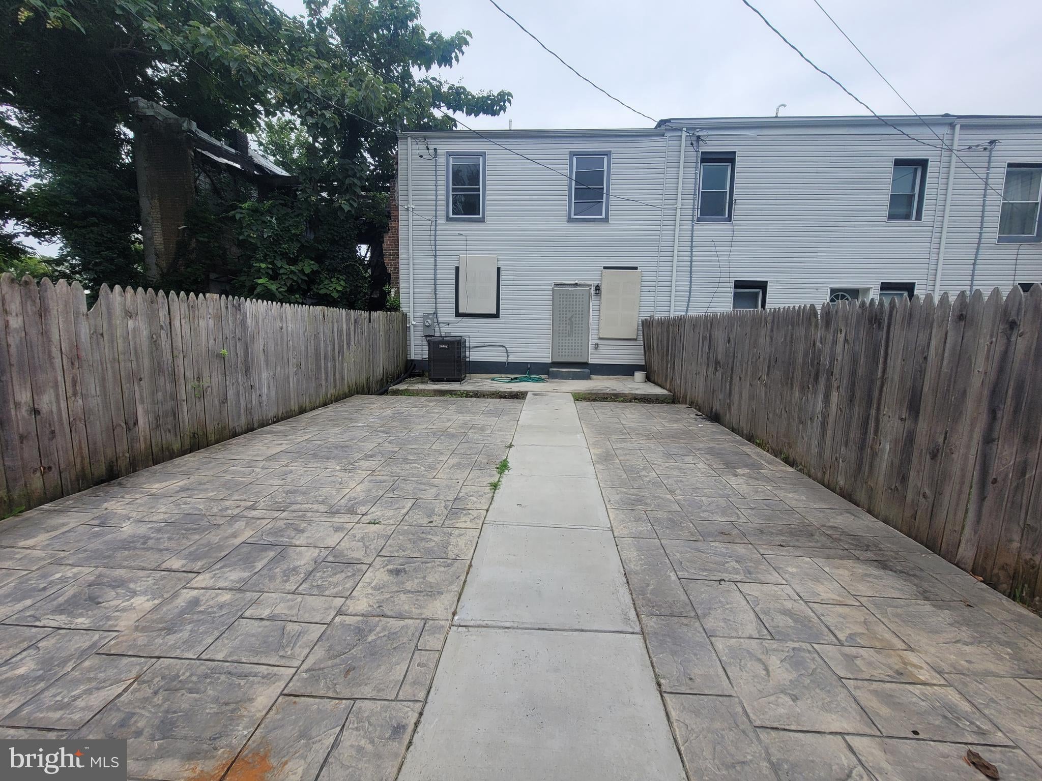 3833 REISTERSTOWN ROAD