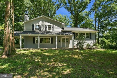 Photo of 6814 Shrine Court, ANNANDALE, VA 22003 (MLS # VAFX2327866)
