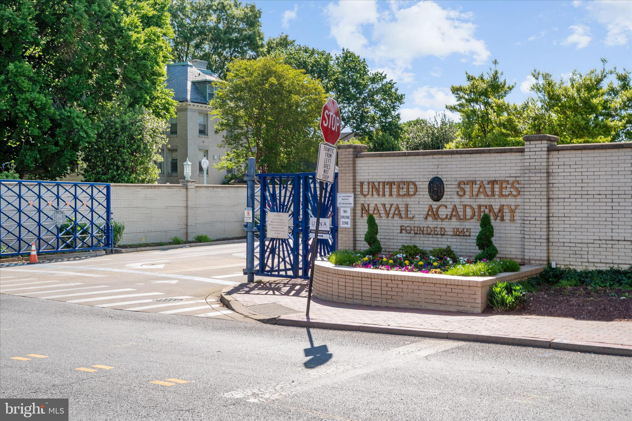 ANNAPOLIS - Commercial Sale