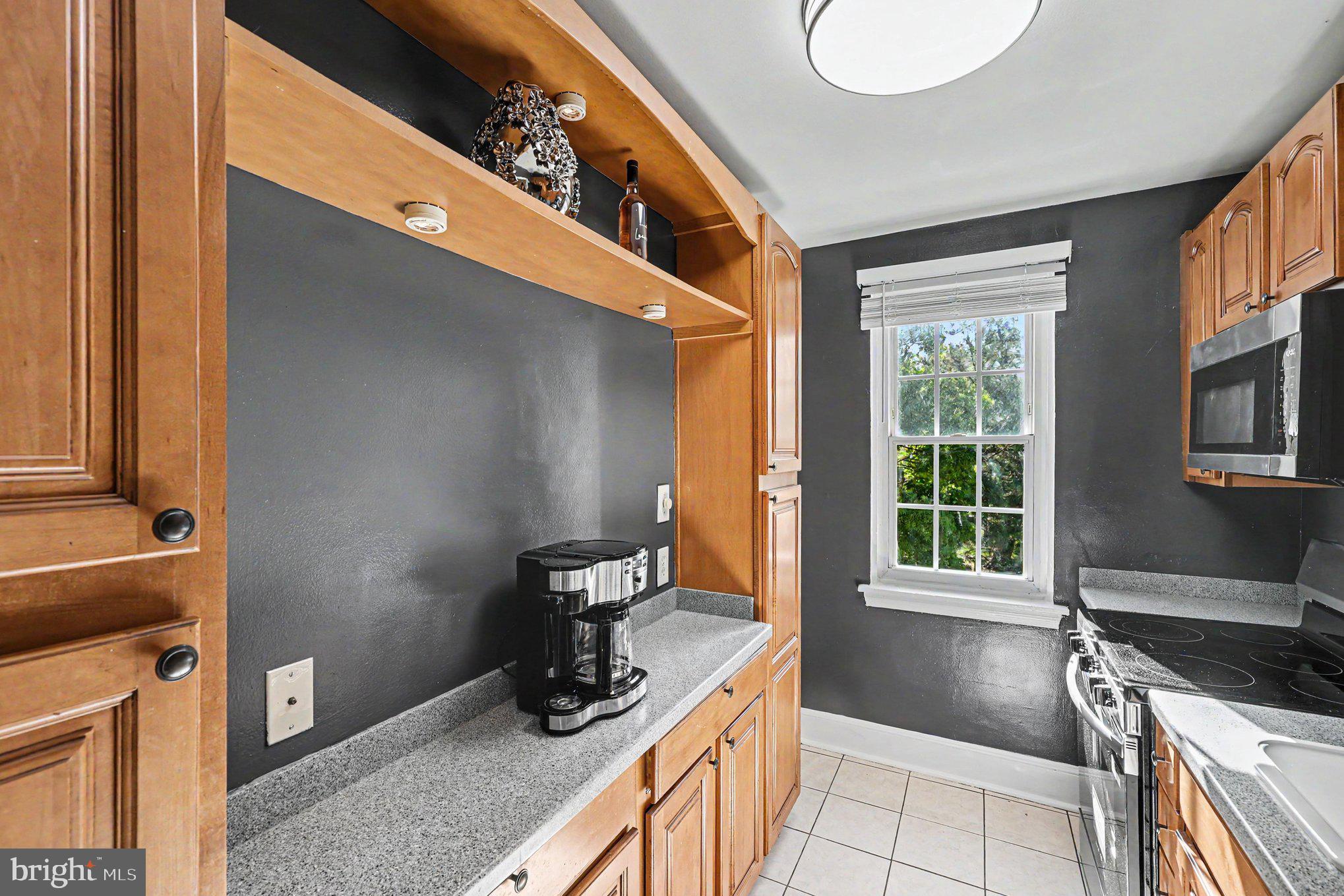 AUBURN VILLAGE - Residential
