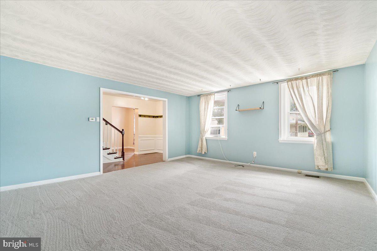 WILLIAMSPORT - Residential