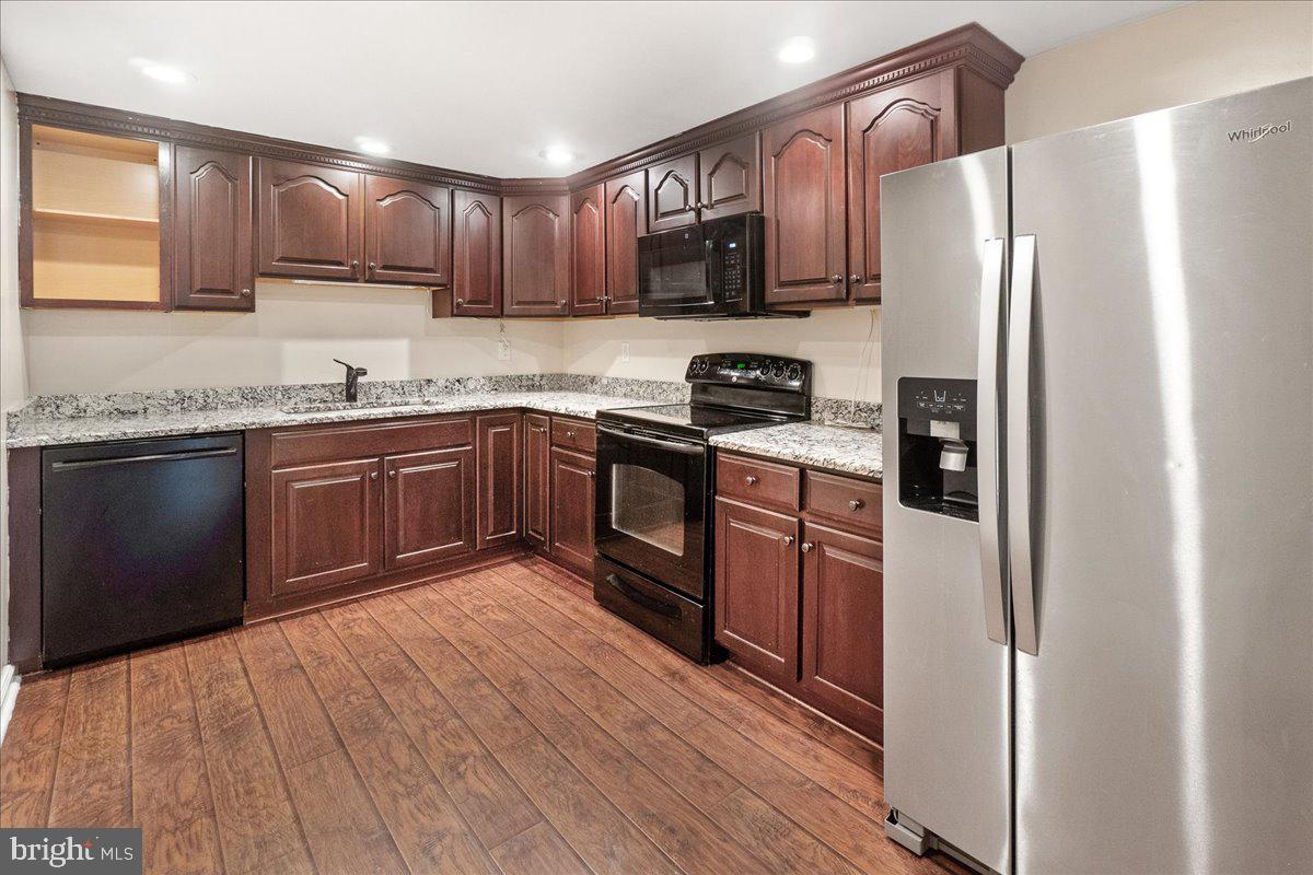 WILLIAMSPORT - Residential