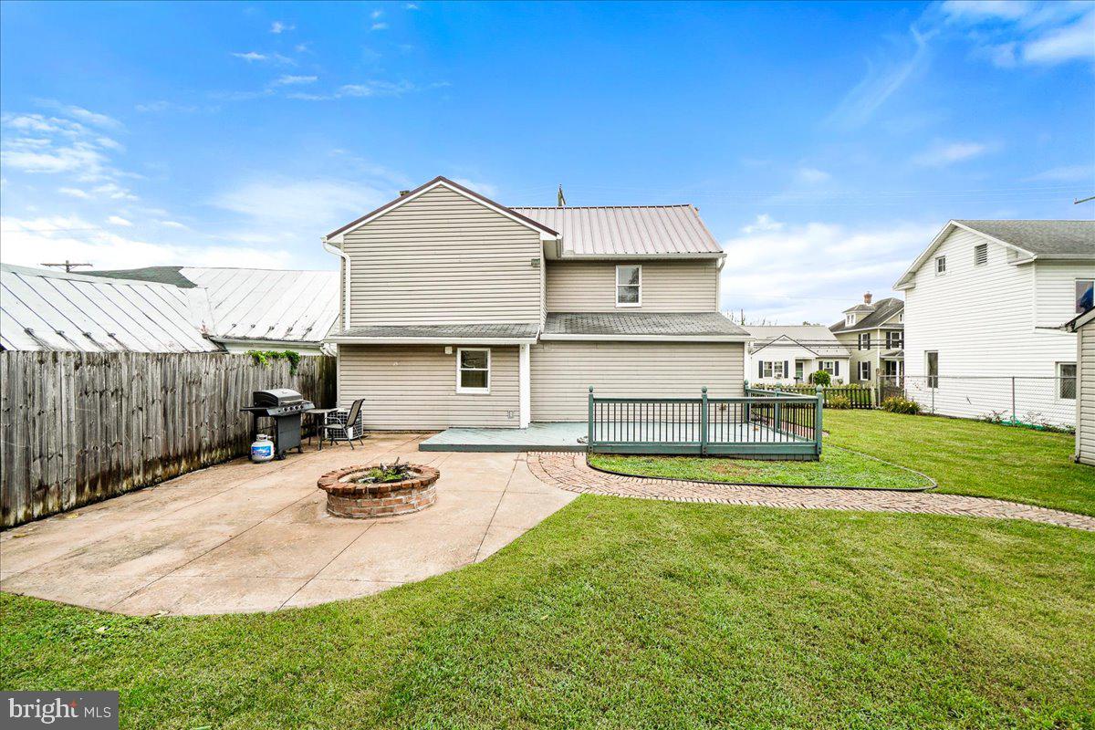 WILLIAMSPORT - Residential