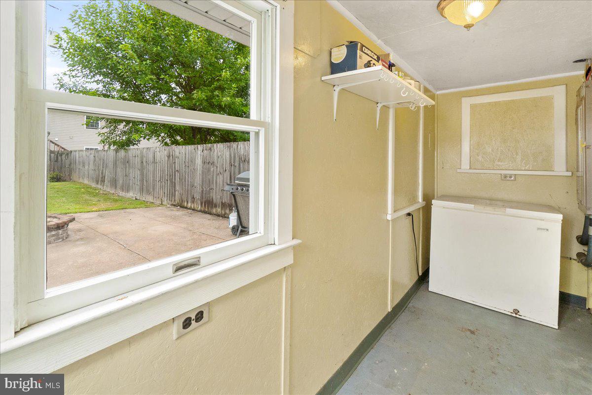 WILLIAMSPORT - Residential