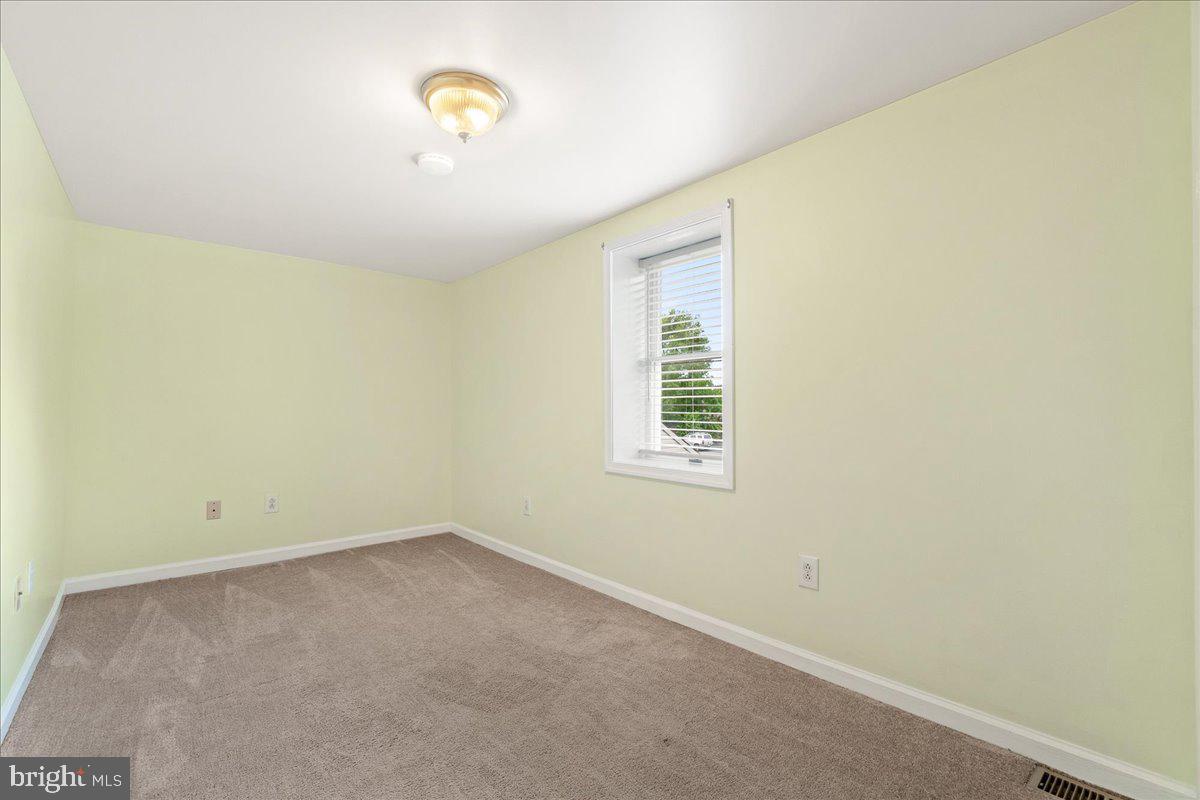 WILLIAMSPORT - Residential