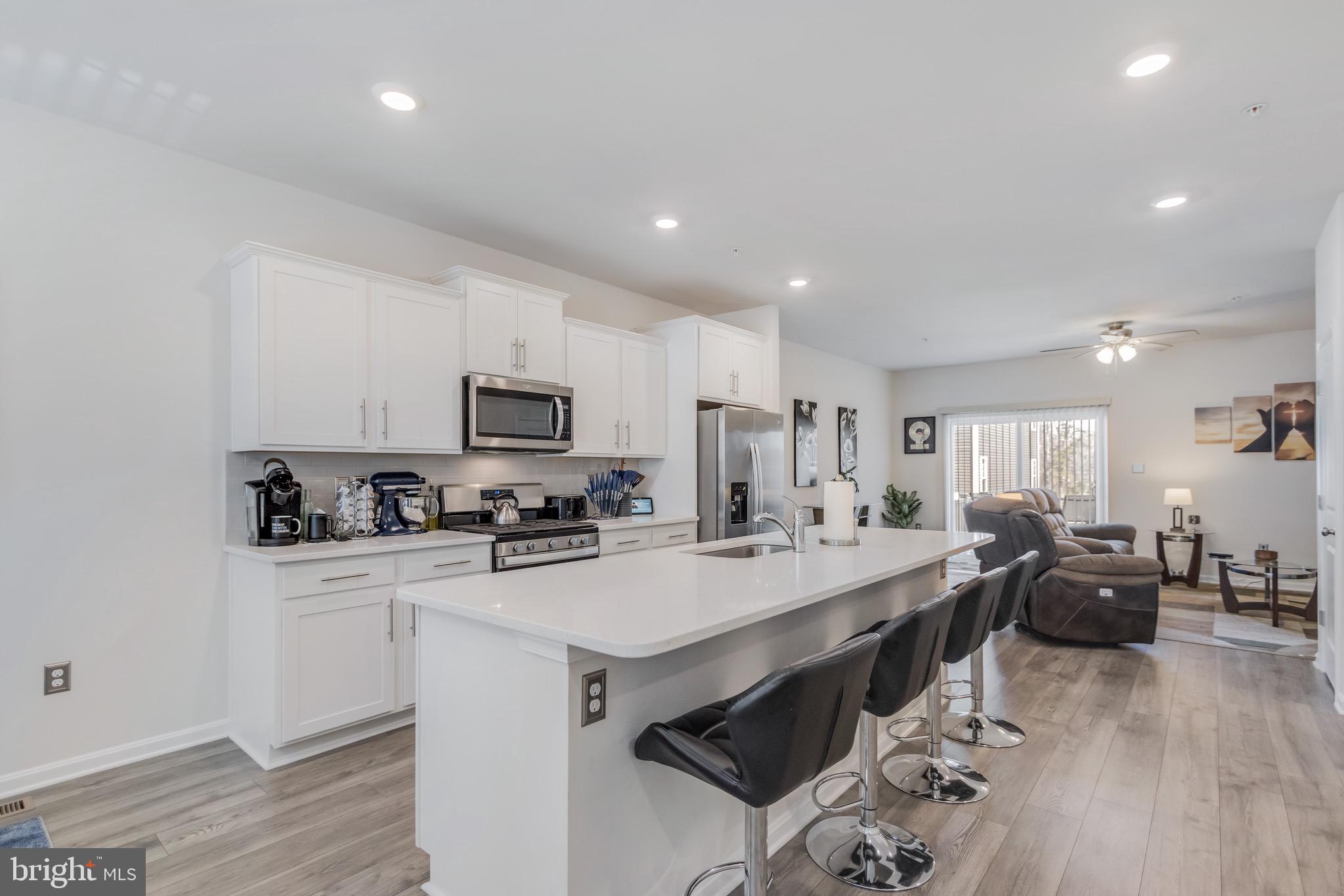 1845 ROSLYNHILL TRAIL