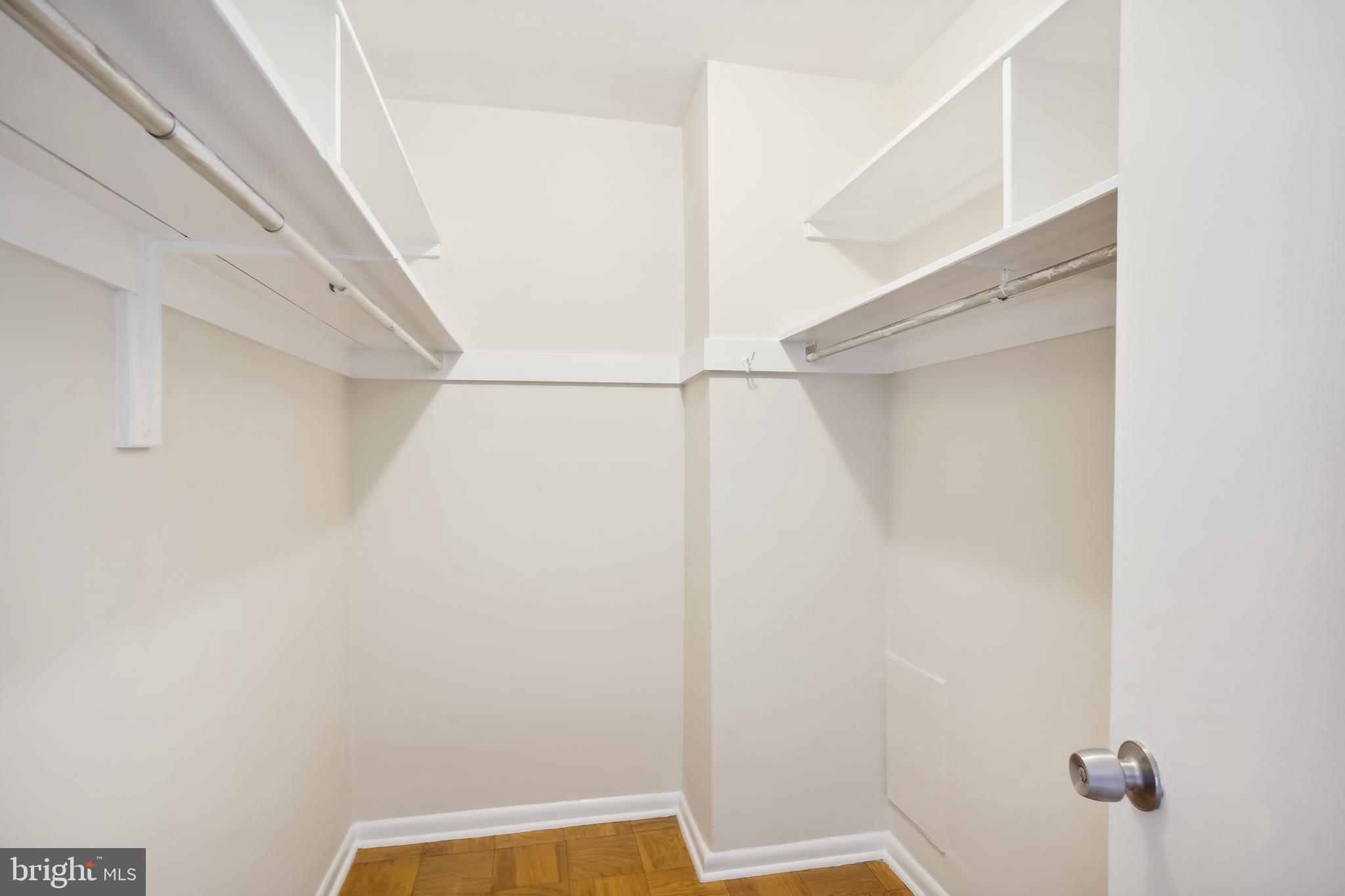 KENWOOD - Residential