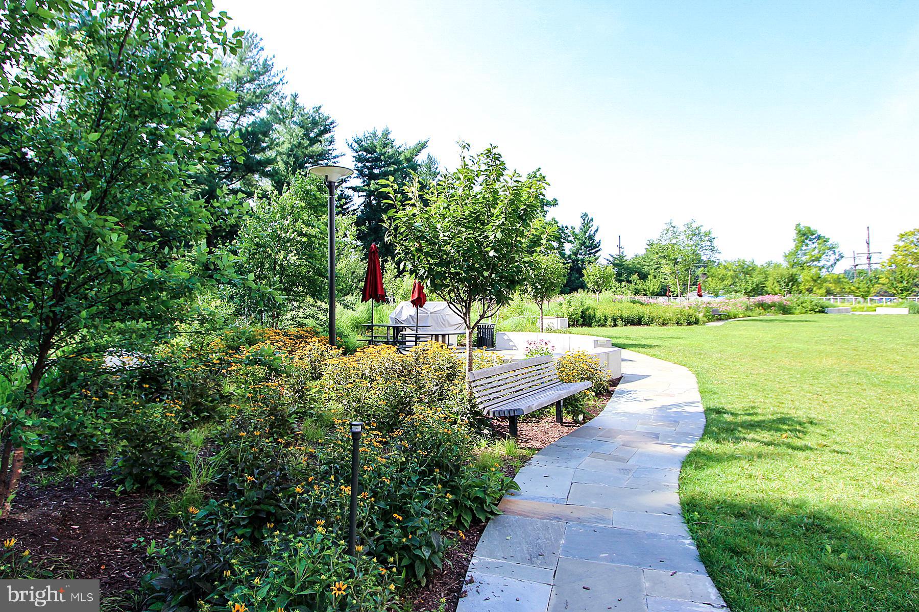 KENWOOD - Residential