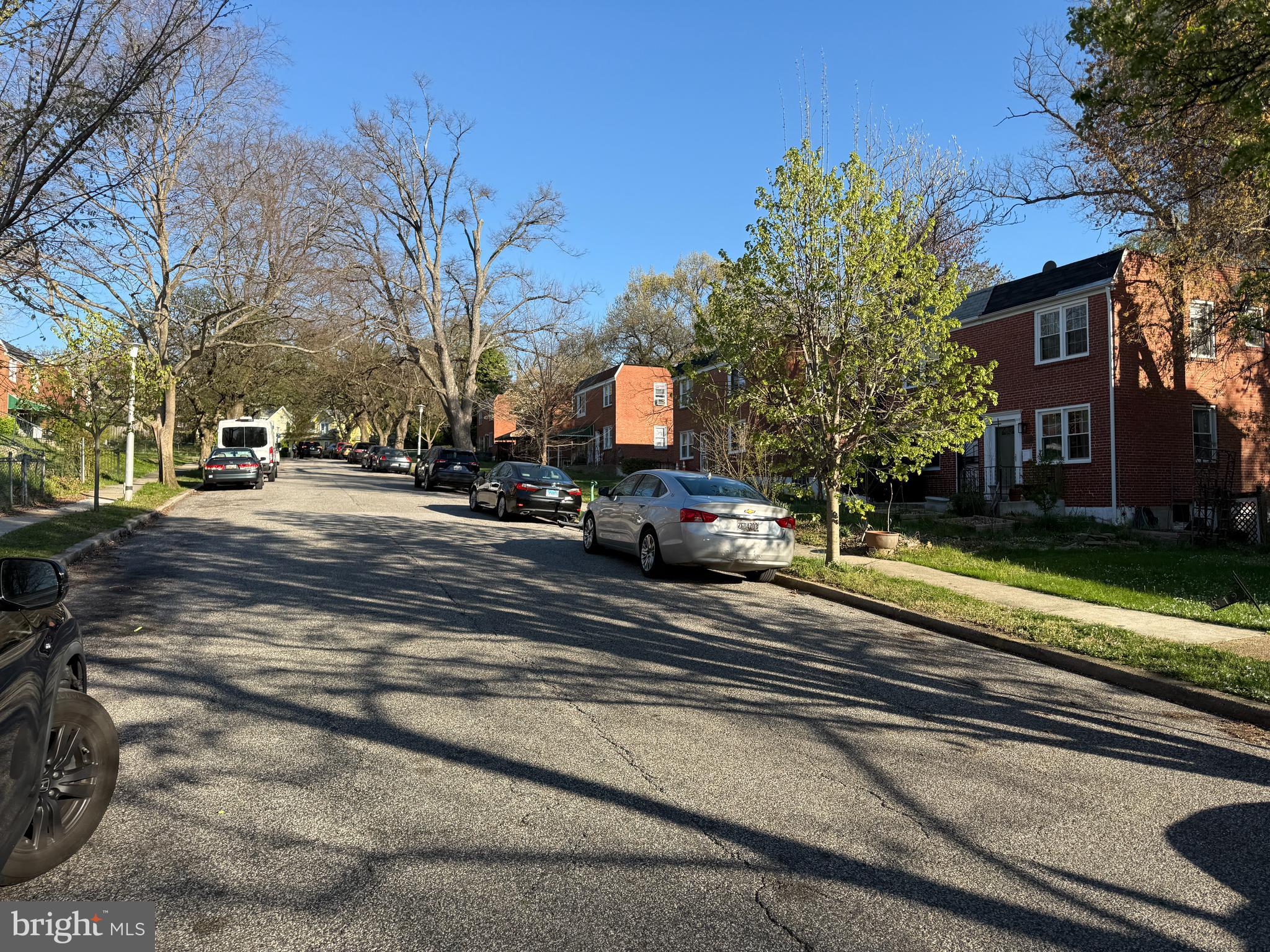 CHINQUAPIN PARK - Residential