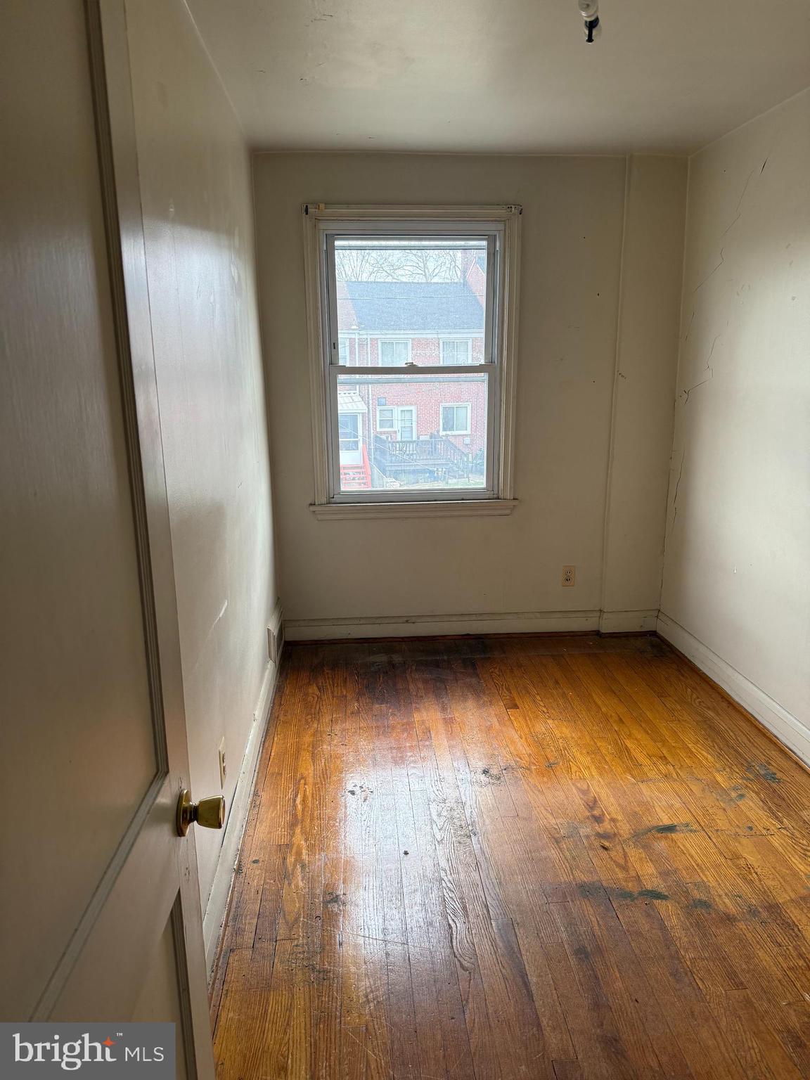 CHINQUAPIN PARK - Residential