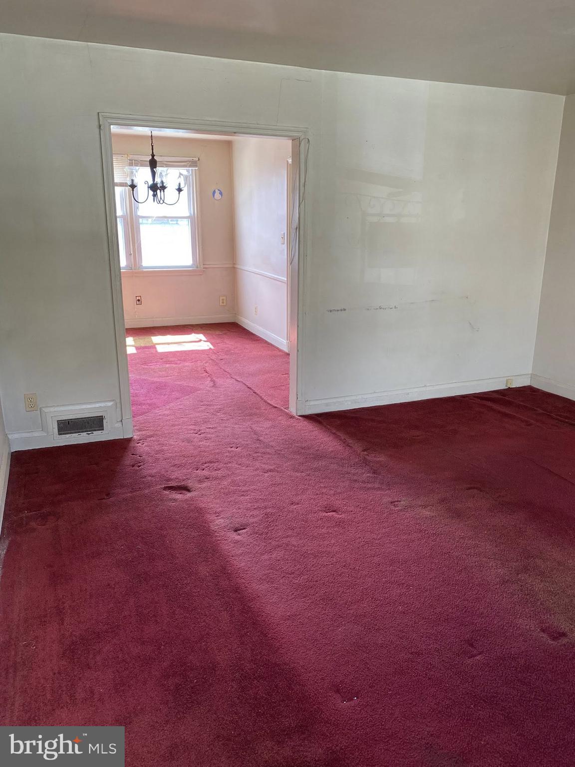 CHINQUAPIN PARK - Residential