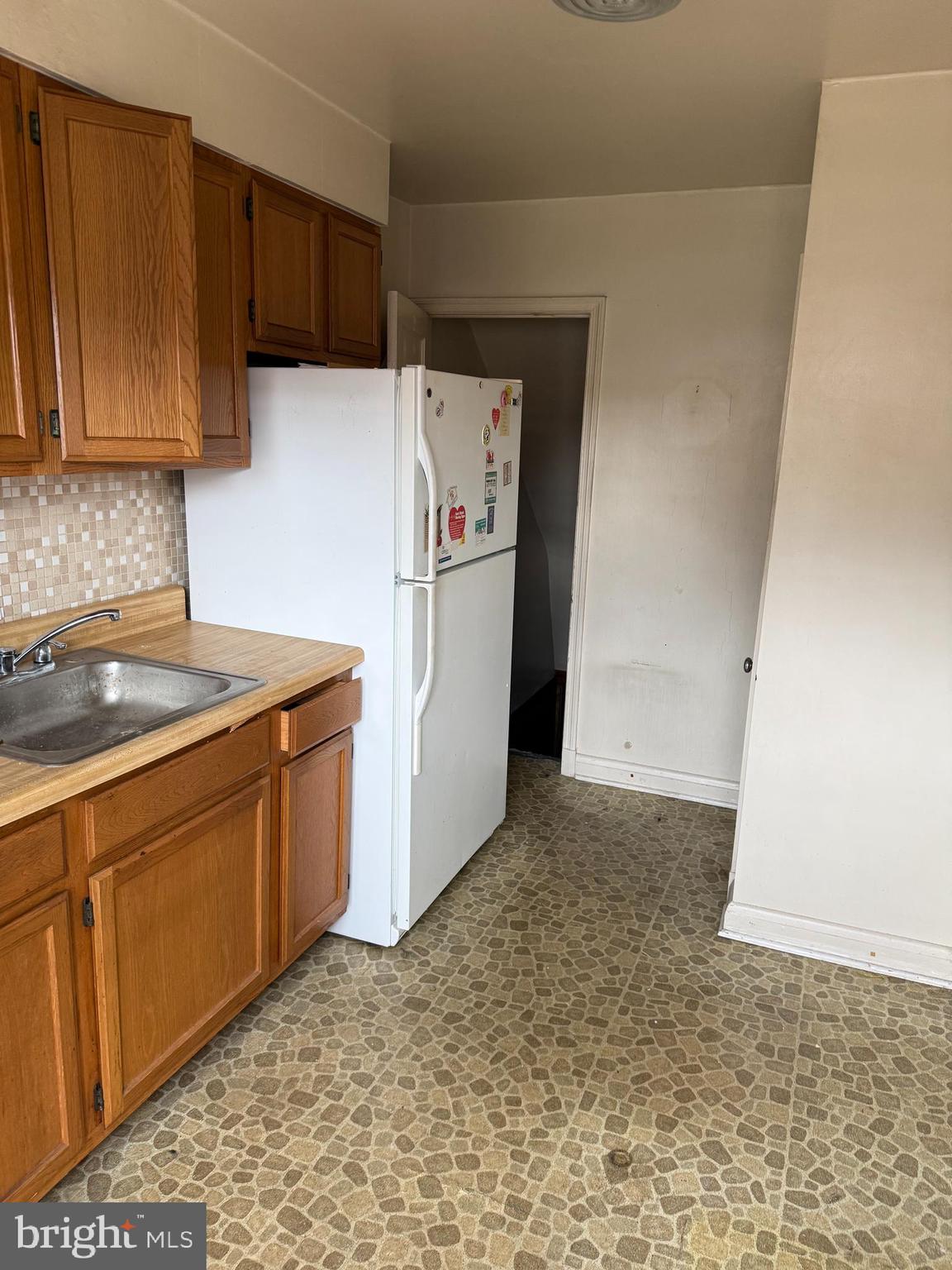 CHINQUAPIN PARK - Residential