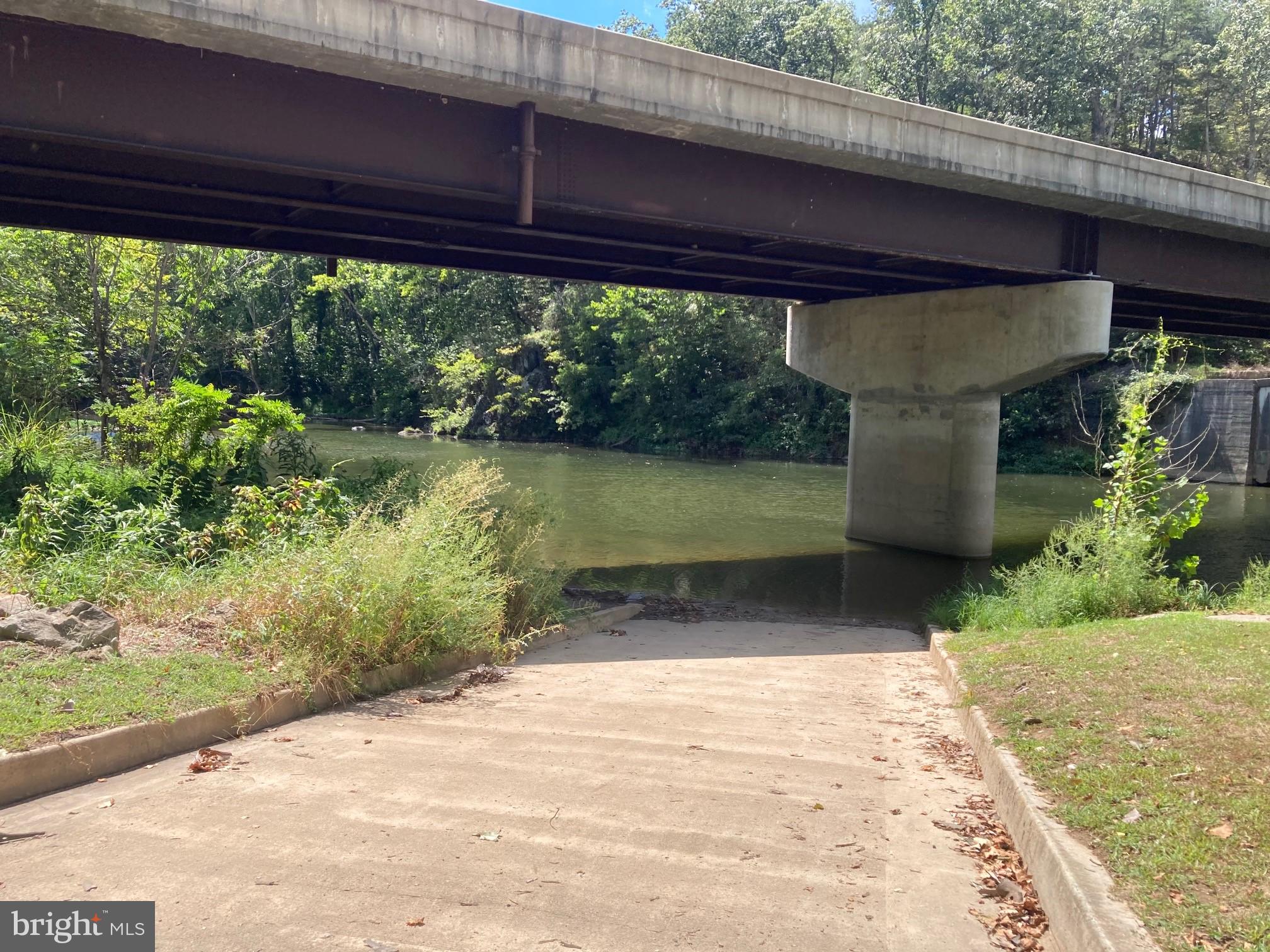 NONE AVAILABLE - Land