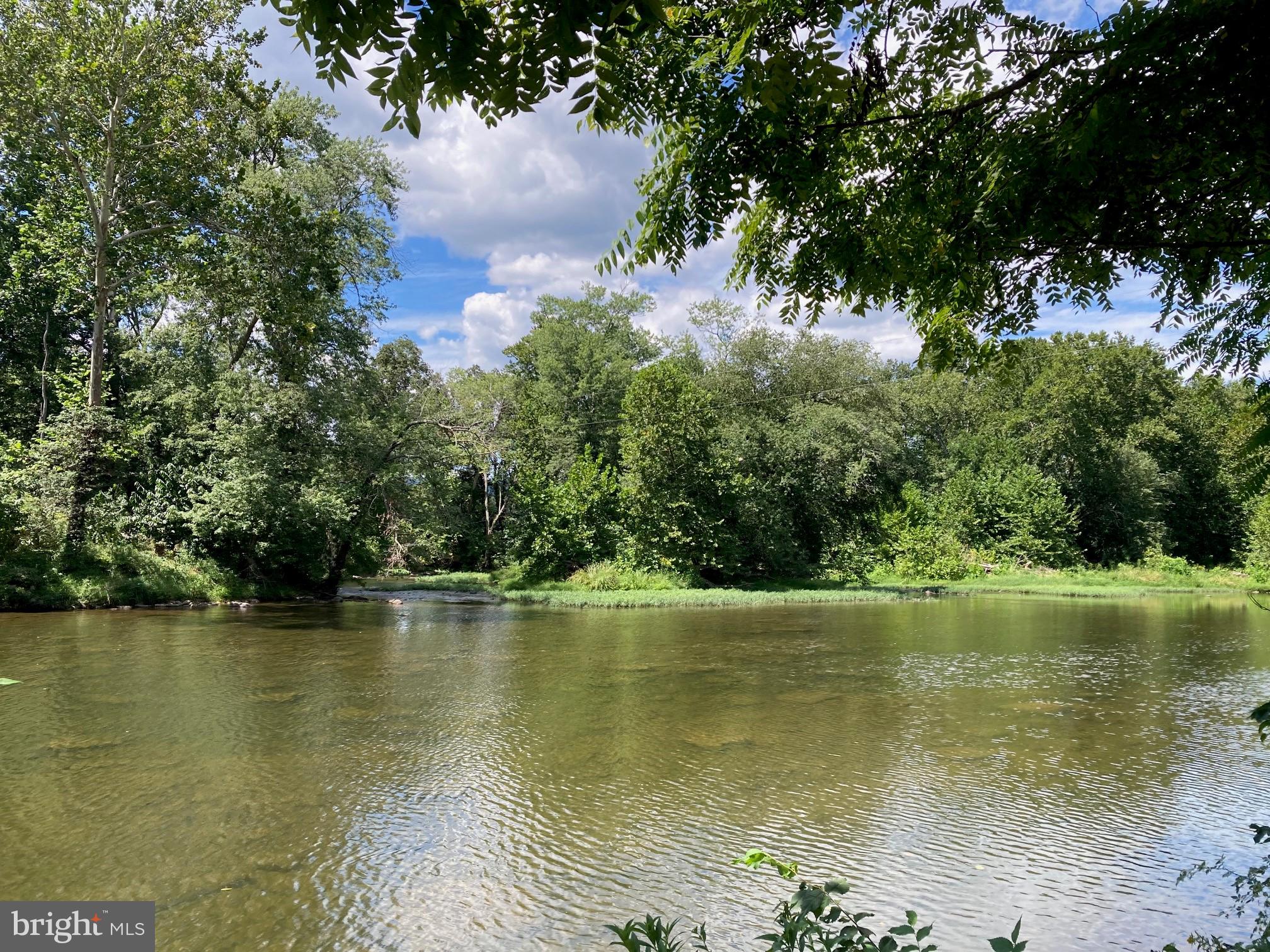 NONE AVAILABLE - Land