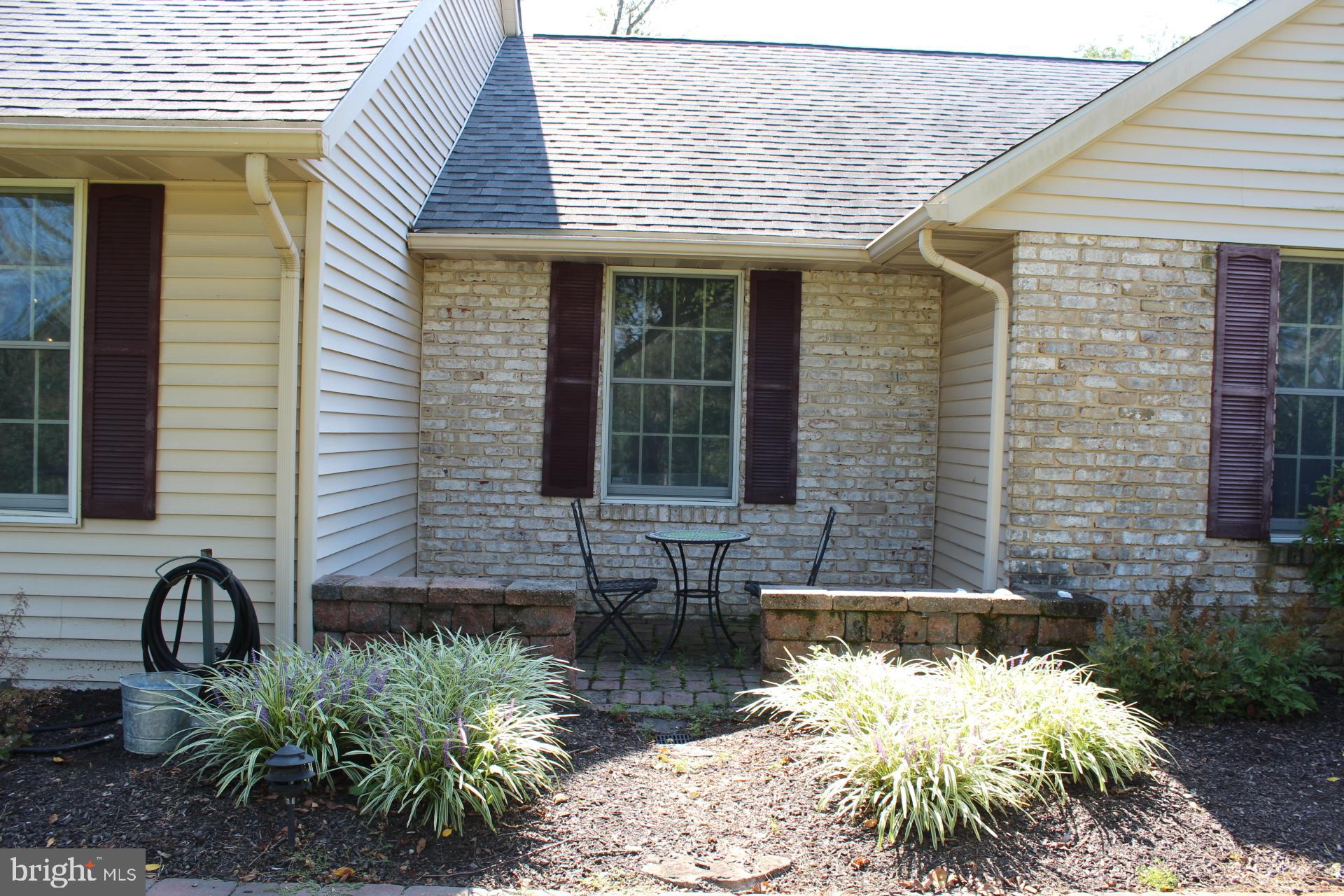 250 INDIAN LANE