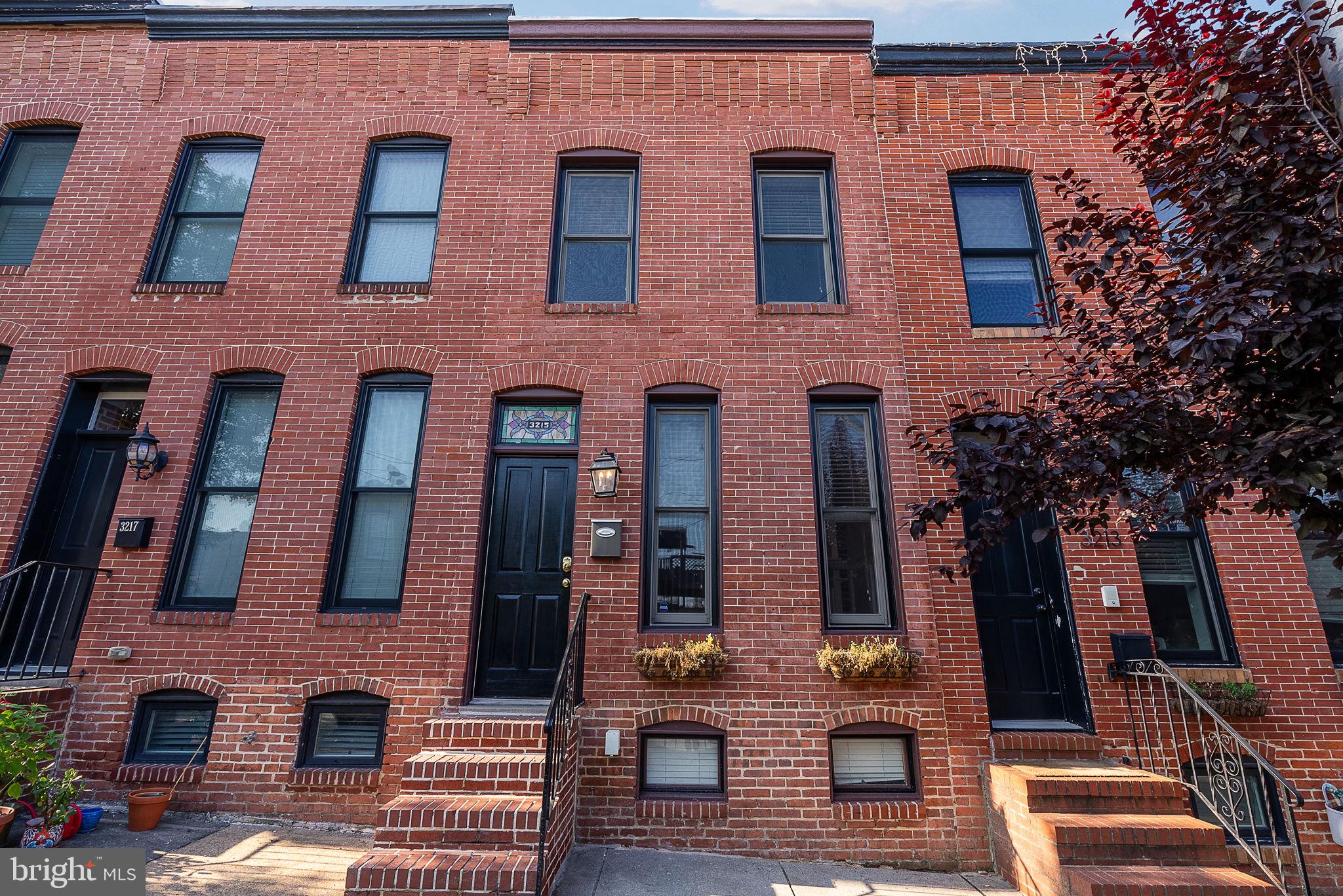 3215 FLEET STREET