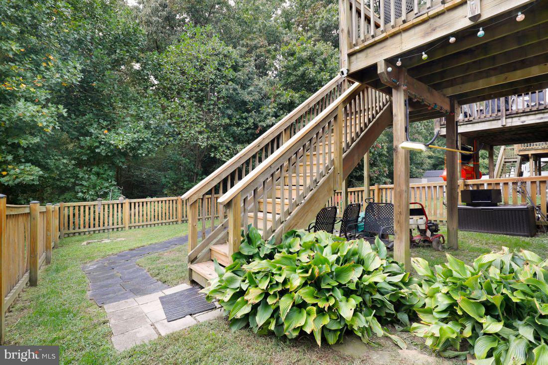 AUTUMN RUN - Residential