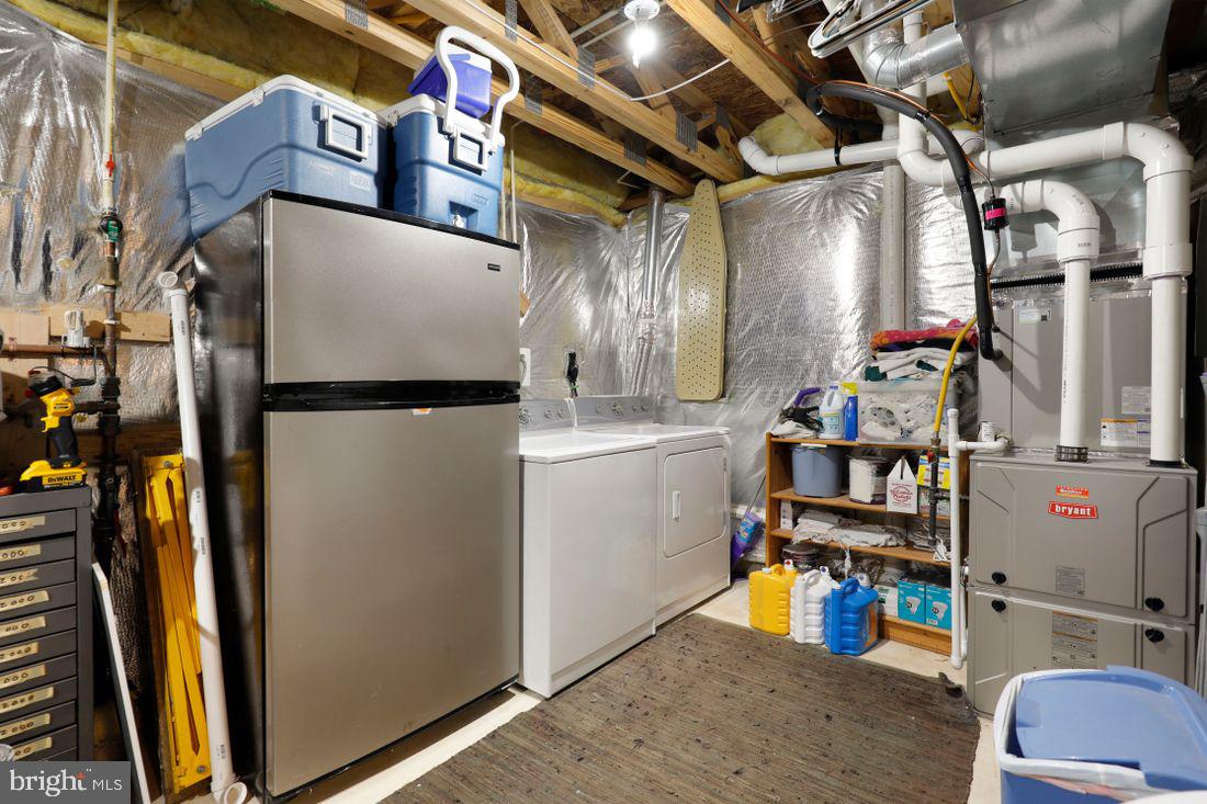 AUTUMN RUN - Residential