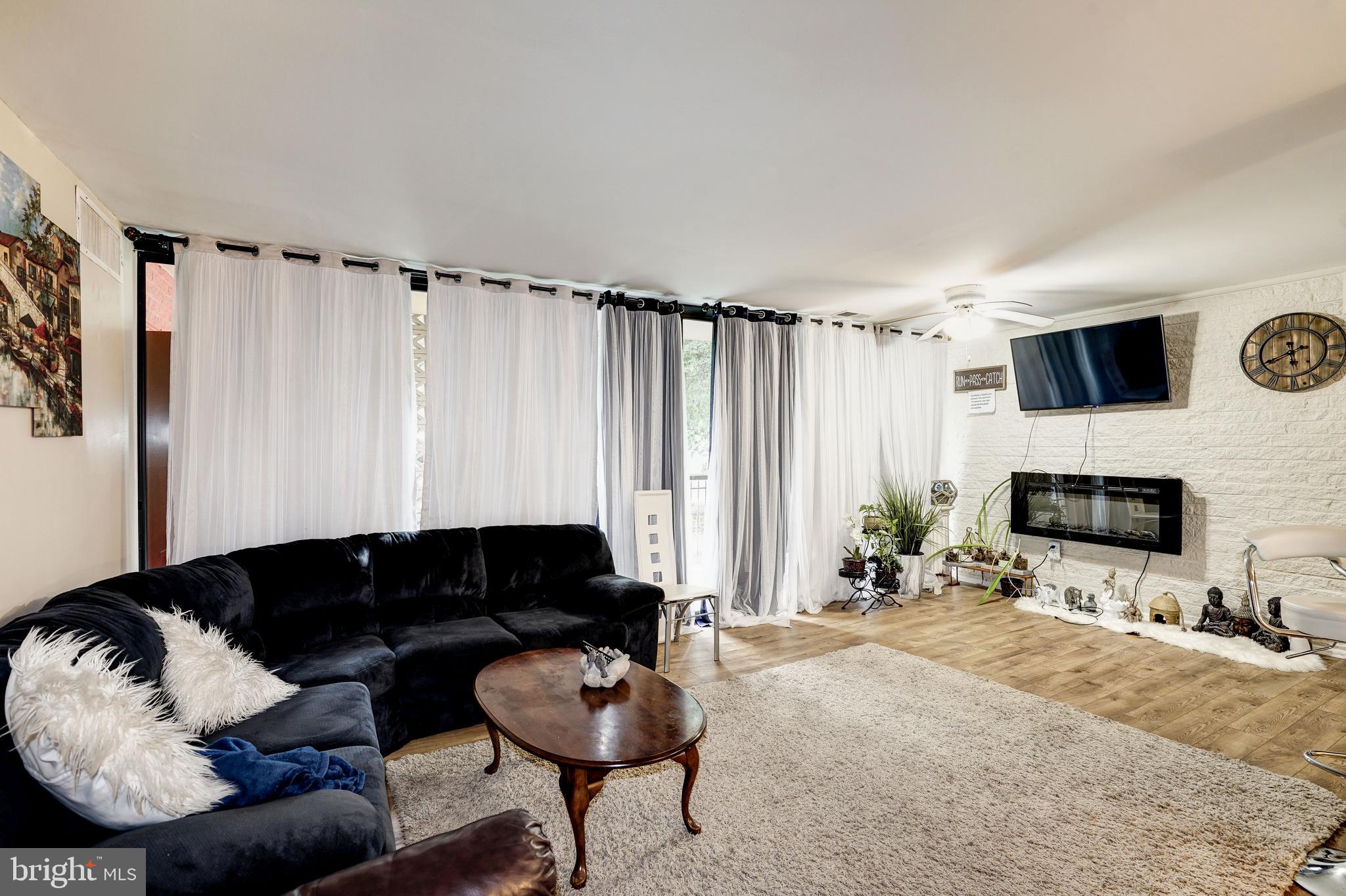 WEST END - Residential