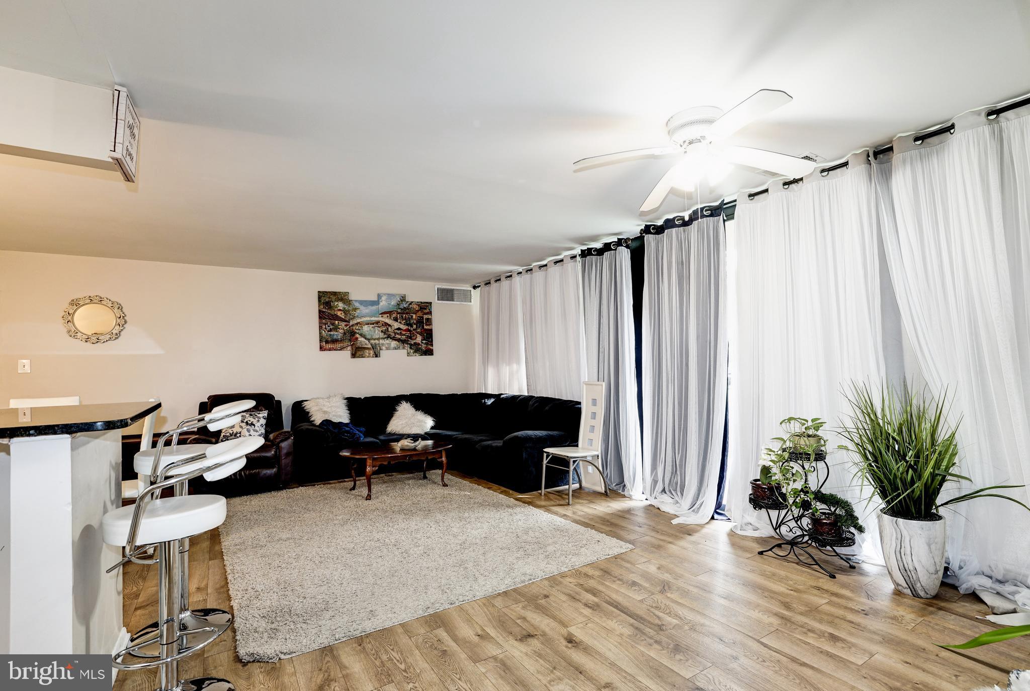 WEST END - Residential