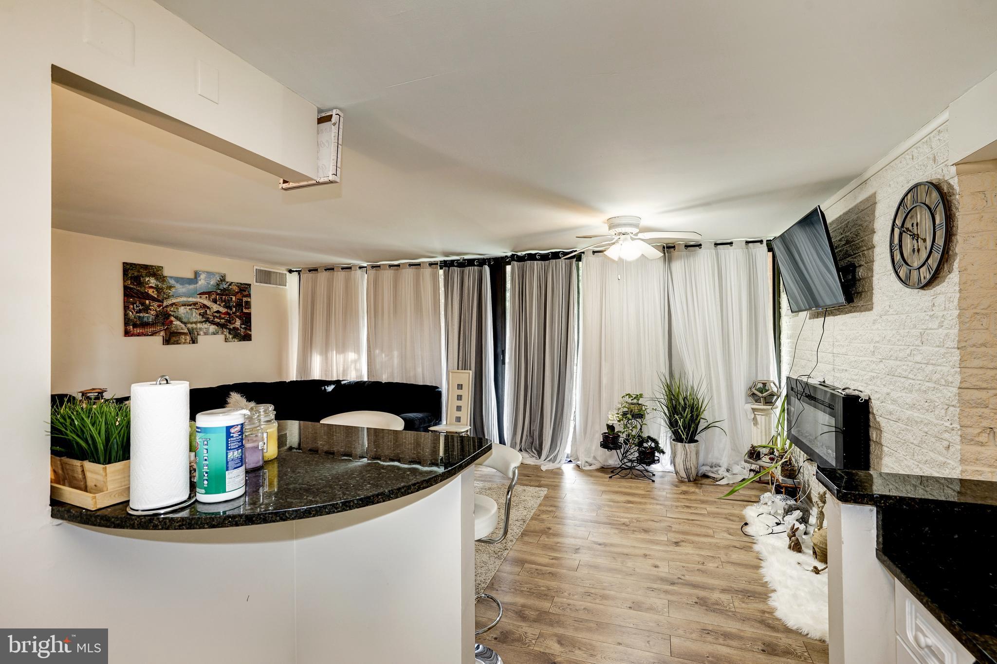 WEST END - Residential