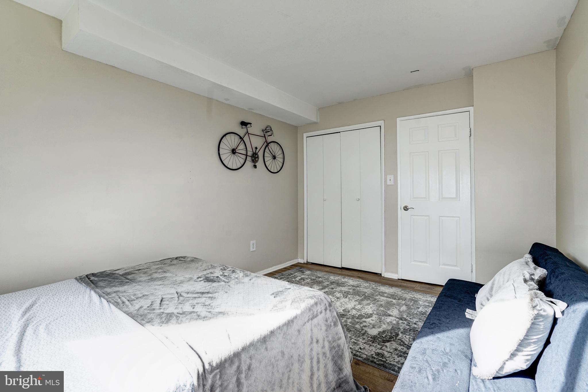 WEST END - Residential