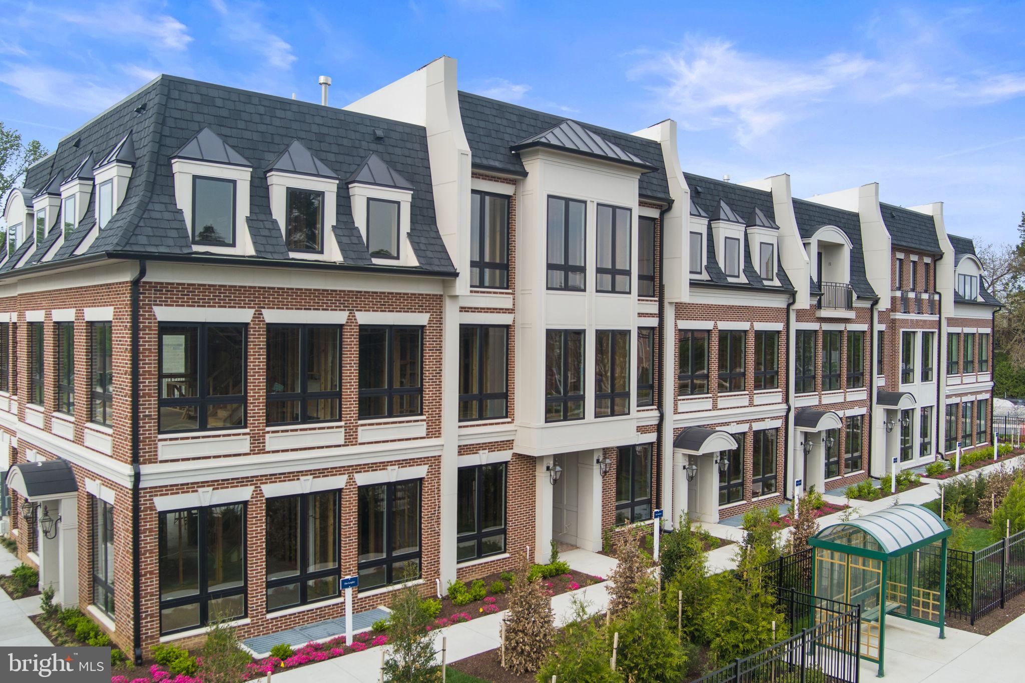 CHAIN BRIDGE - Residential