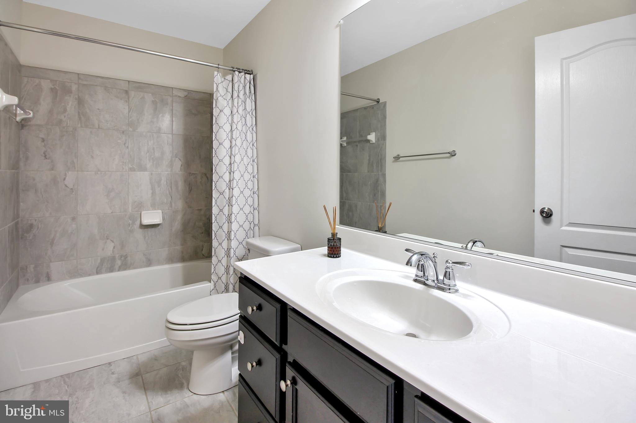 UNIVERSITY PARK - Residential